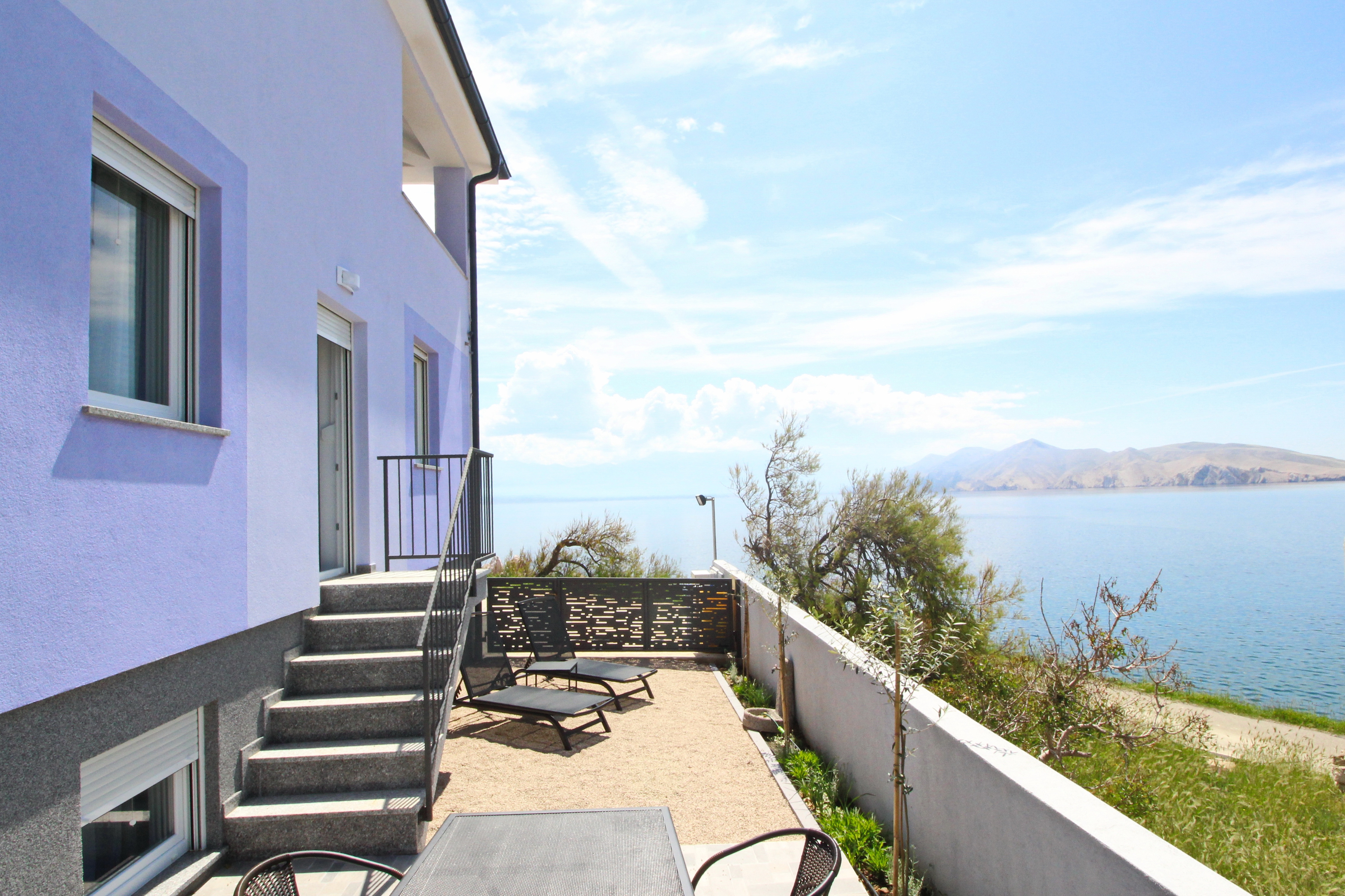 One bedroom apartment with terrace and sea view Baška, Krk  A-b