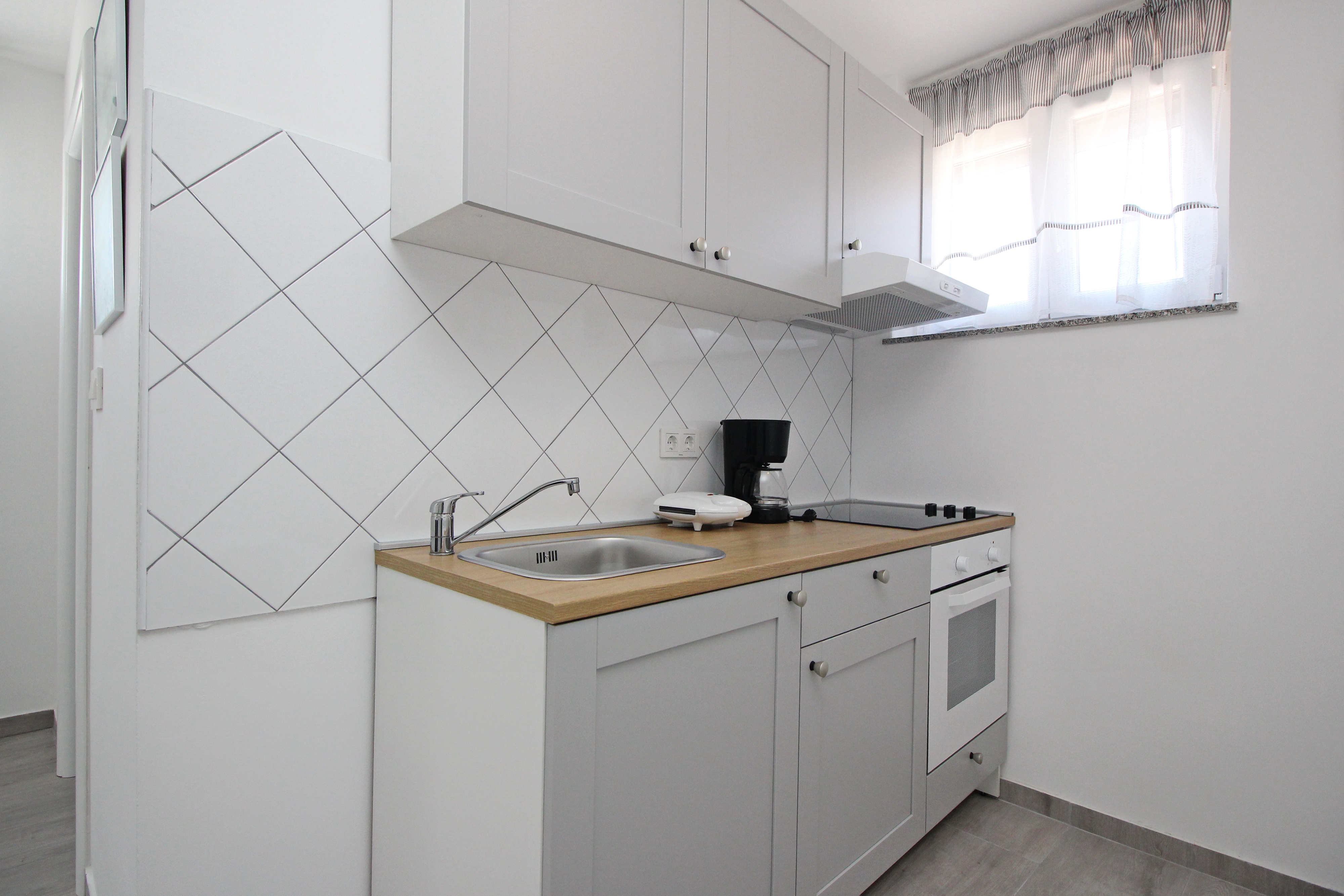 One bedroom apartment with terrace Baška, Krk  A-c