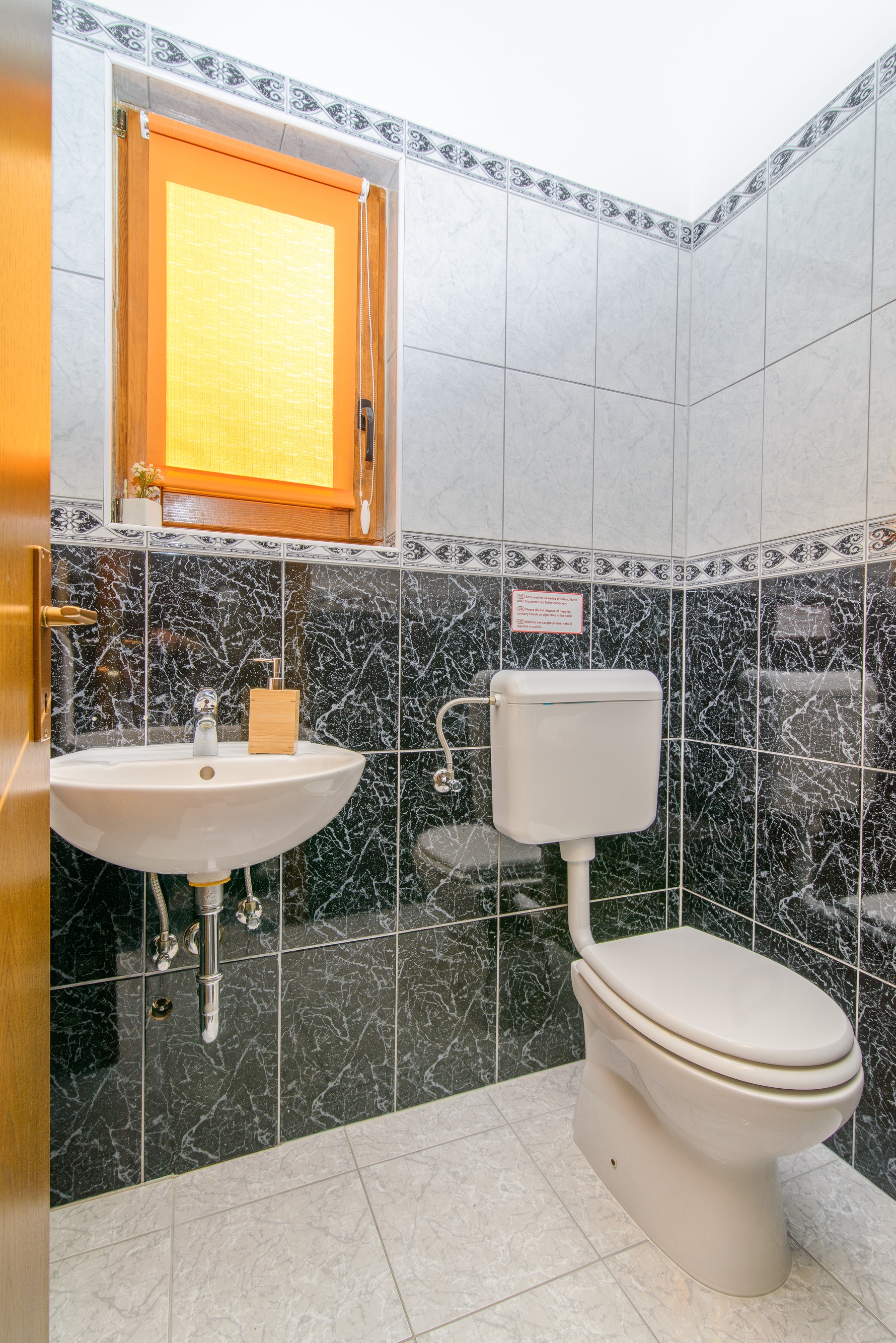 Two bedroom apartment with terrace and sea view Okrug Gornji, Čiovo  A-b