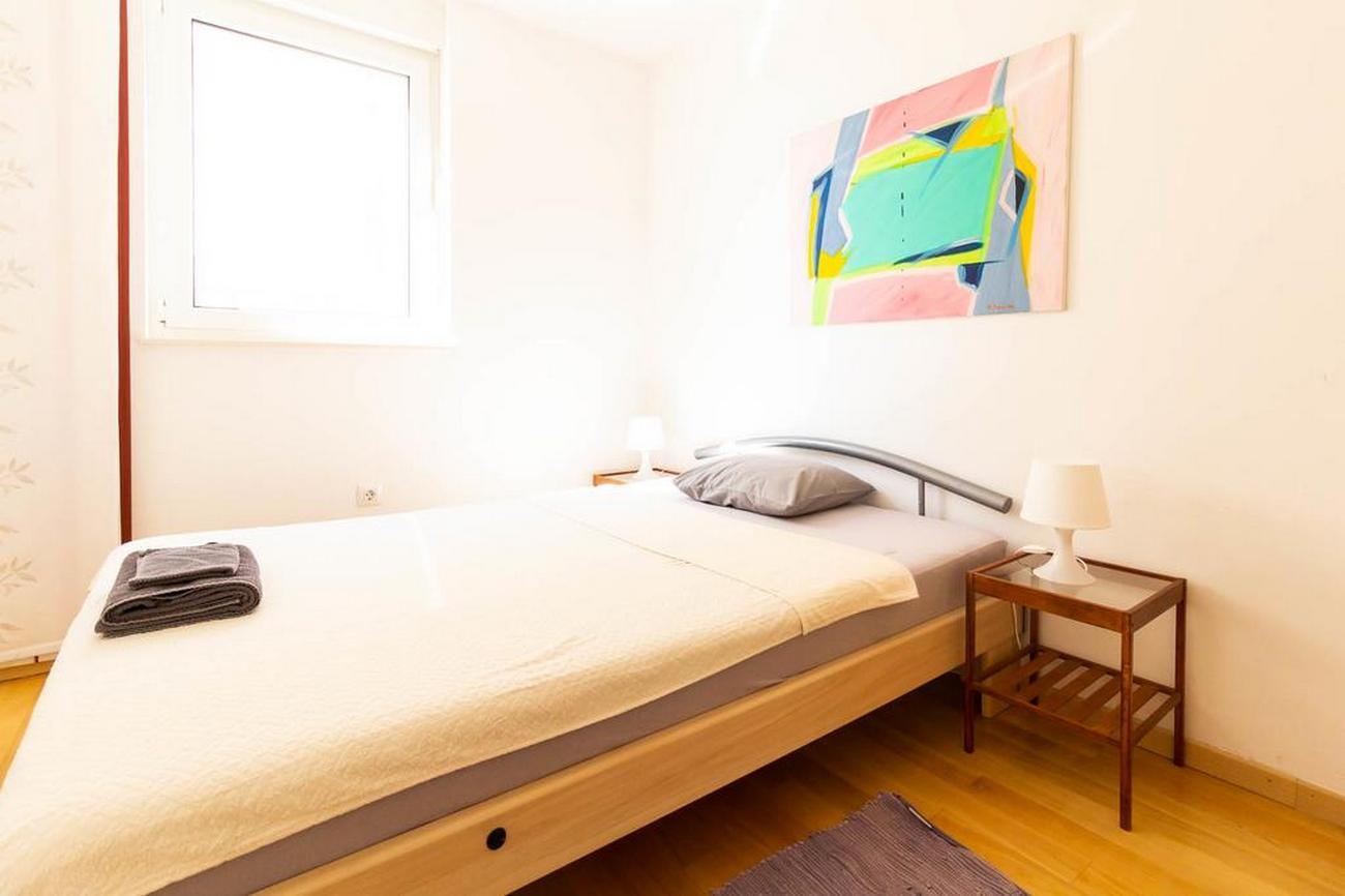 Two bedroom apartment near beach Sabunike, Zadar  A-a