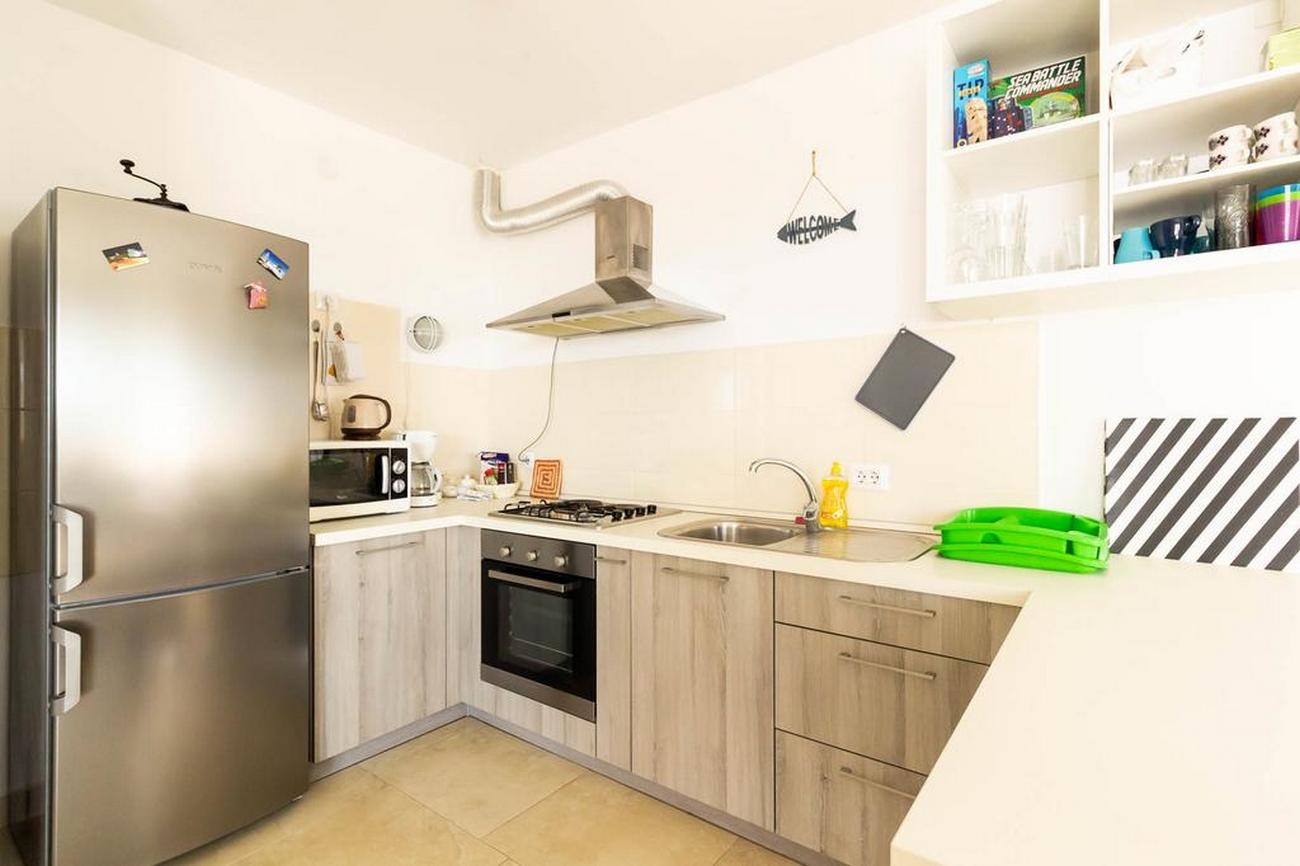 Two bedroom apartment near beach Sabunike, Zadar  A-a