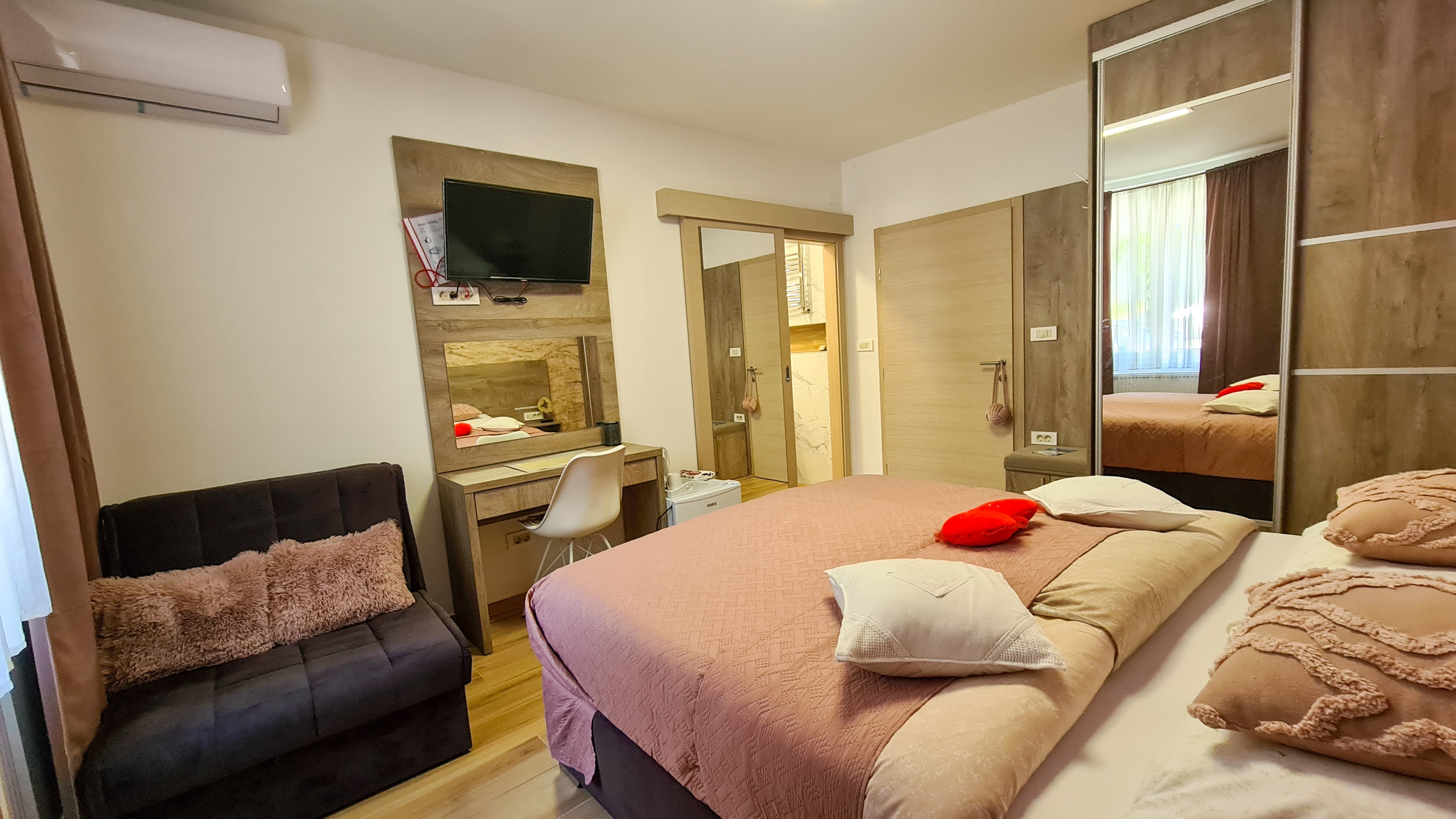 Room with air-conditioning Daruvar, Bjelovarska (S-18842-d)