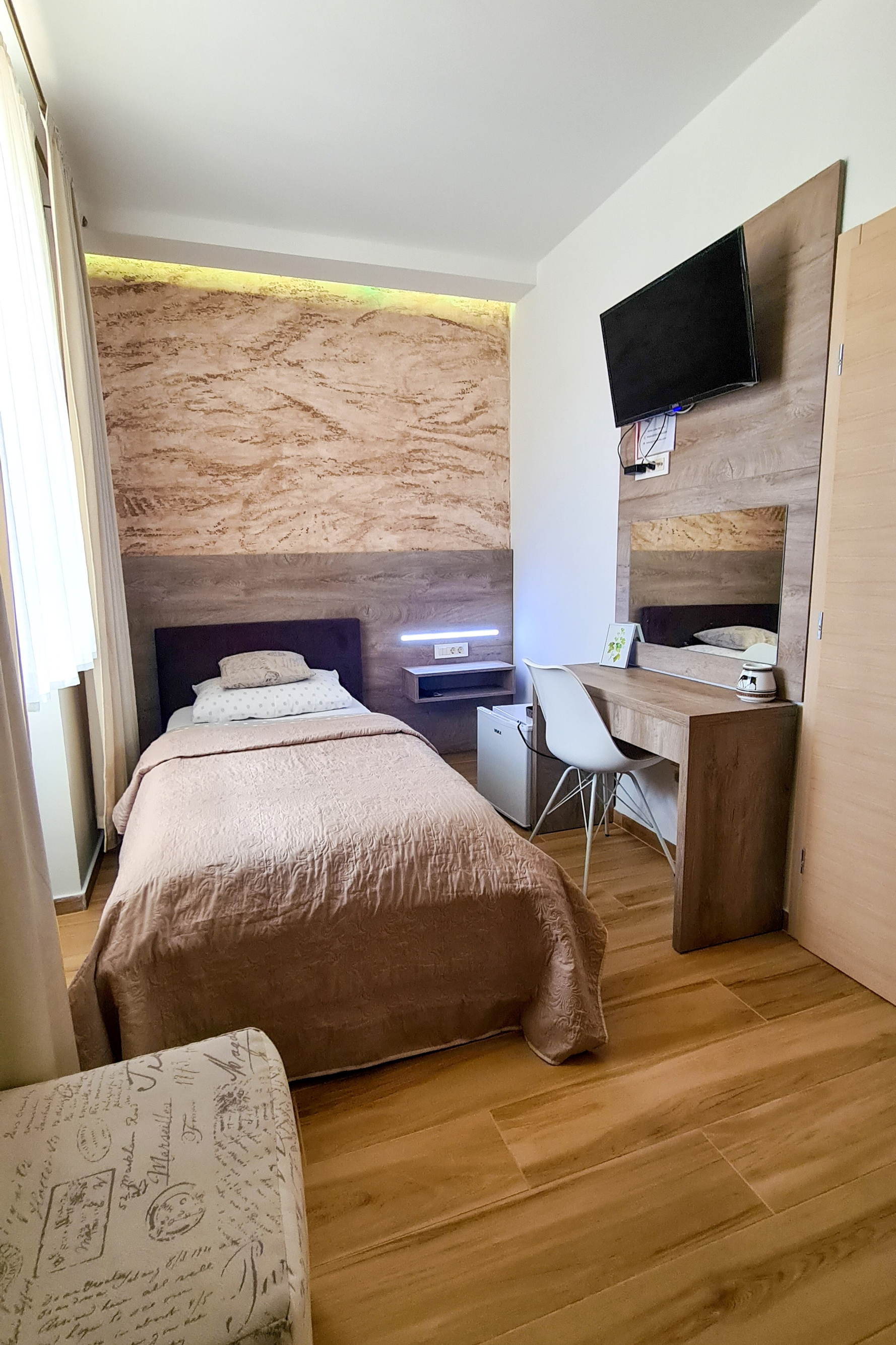 Room with air-conditioning Daruvar, Bjelovarska (S-18842-f)