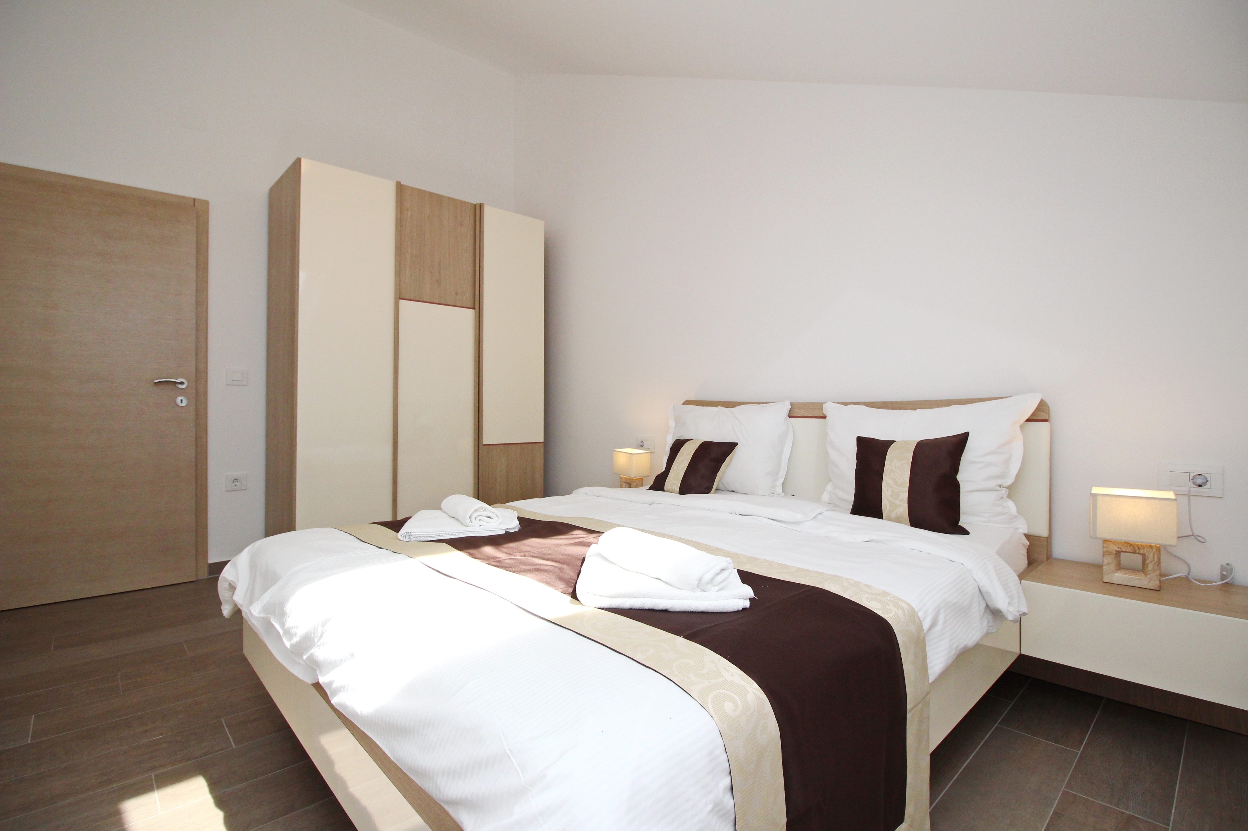 Two bedroom apartment with terrace Baška, Krk  A-f