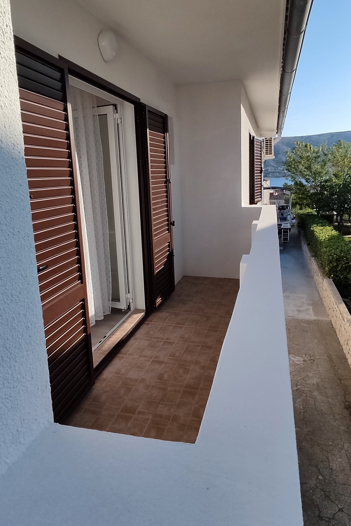 Two bedroom apartment with terrace and sea view Pag  A-b