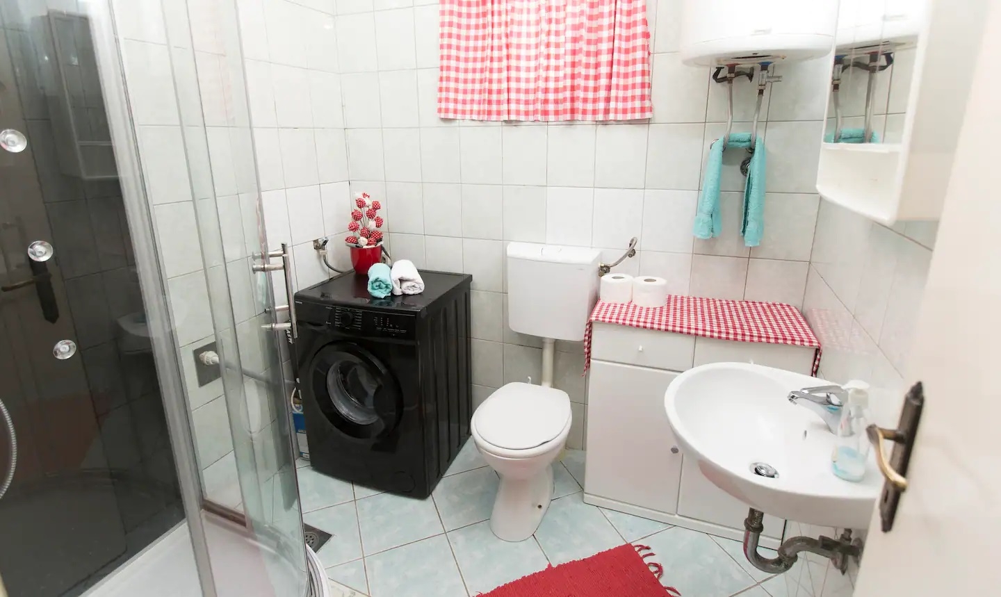 Three bedroom house with air-conditioning Radošić, Zagora  K