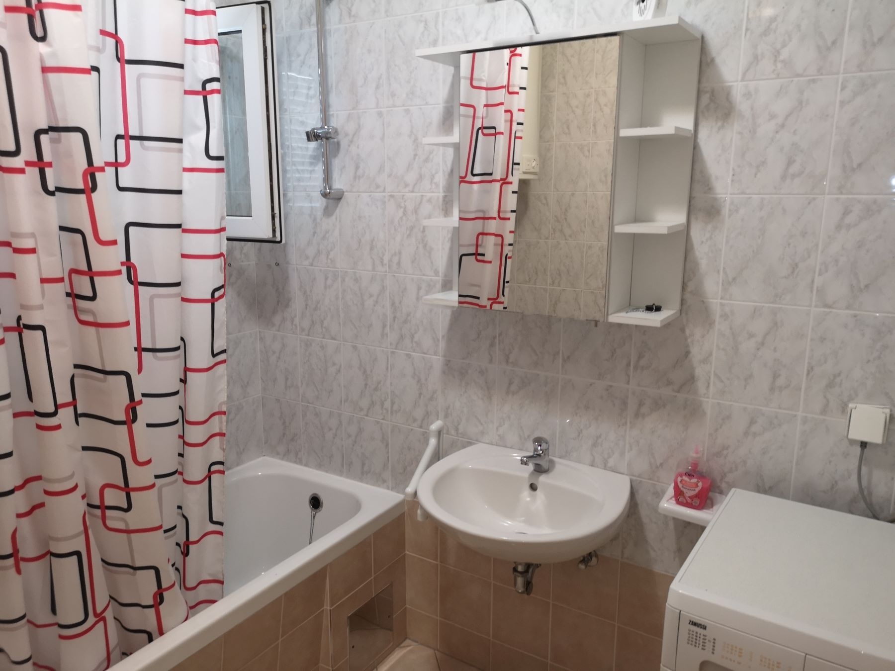 Four bedroom apartment with balcony and sea view Novi Vinodolski  A-c