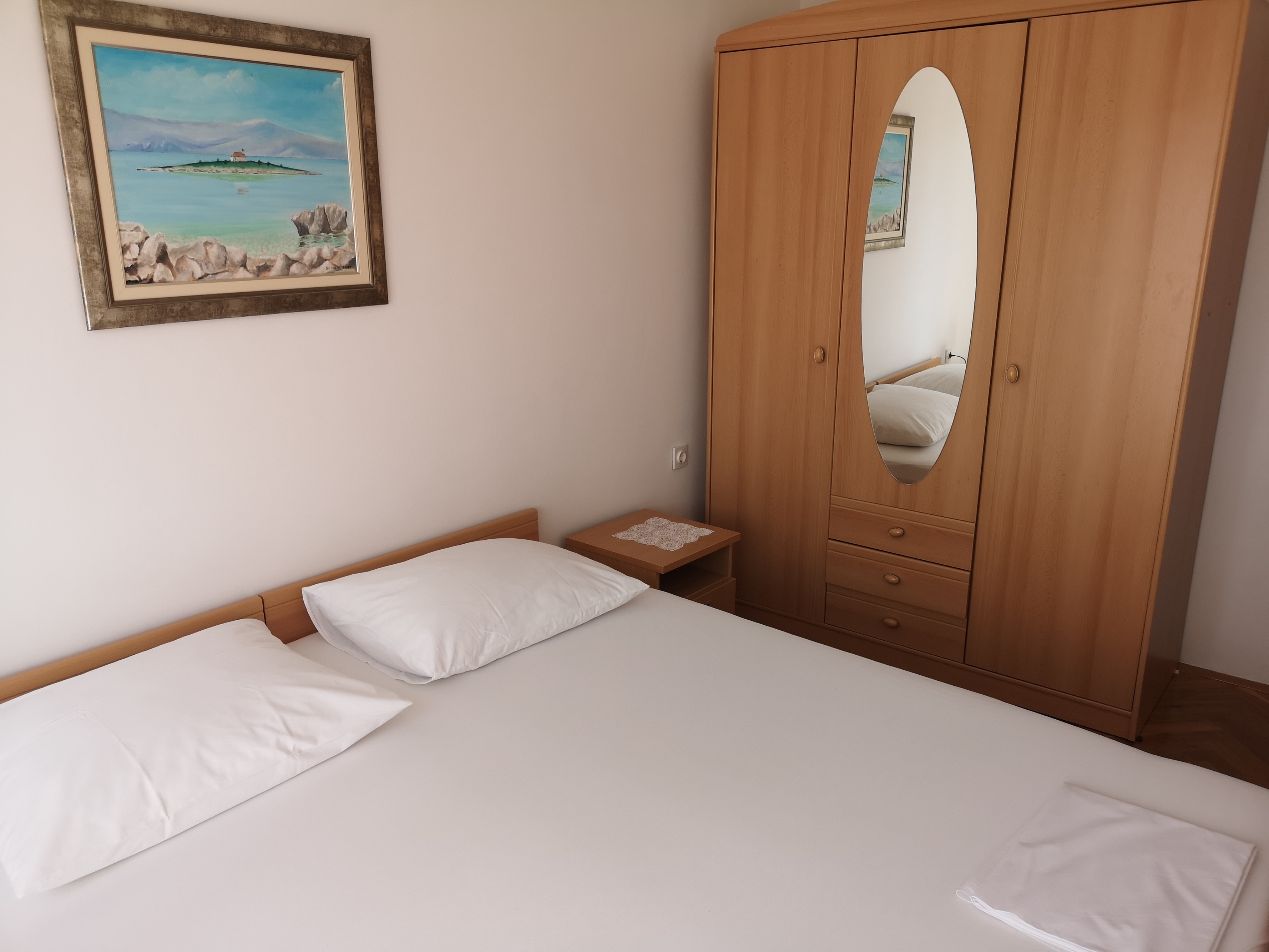 Four bedroom apartment with balcony and sea view Novi Vinodolski  A-c