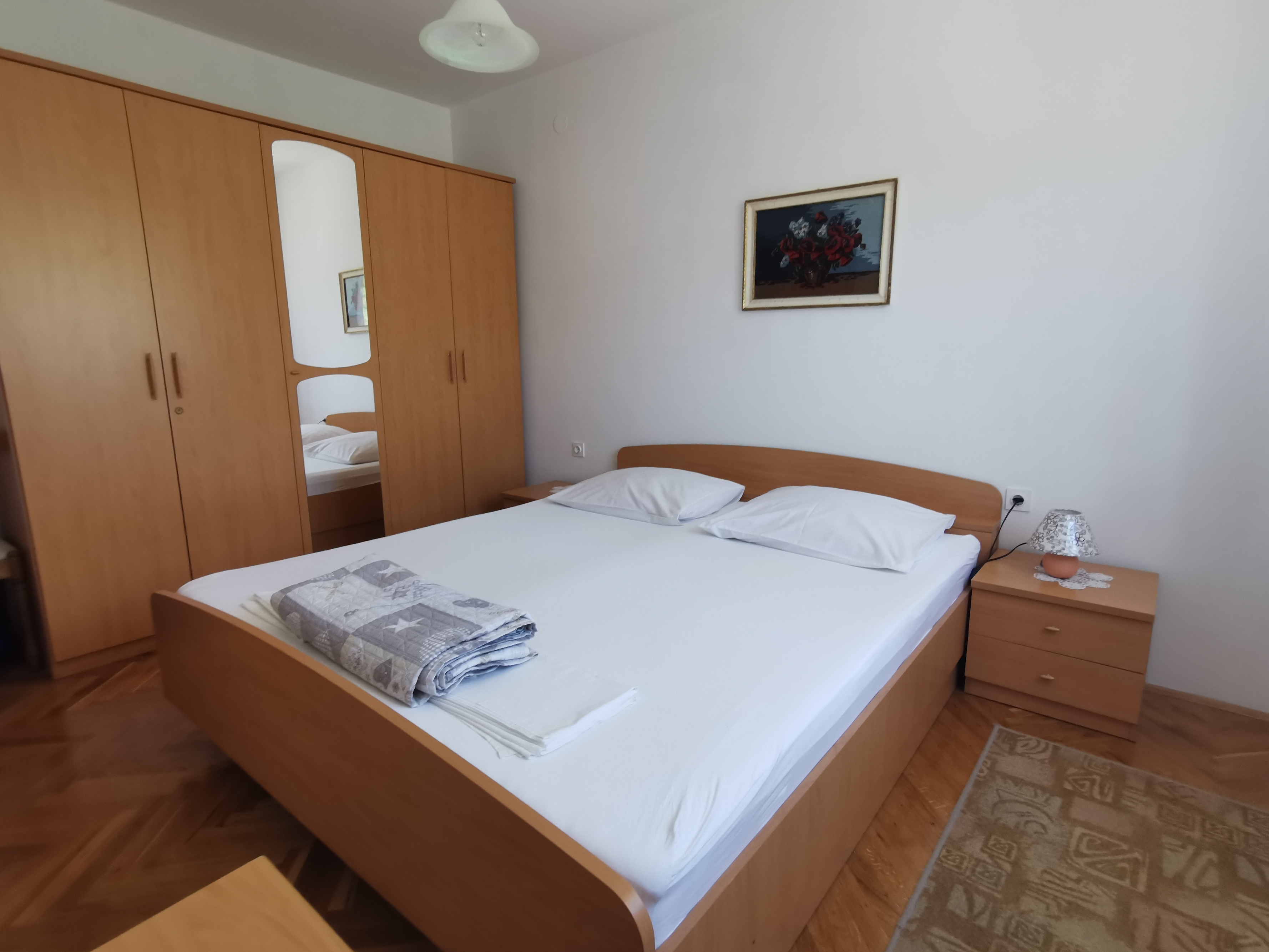 Four bedroom apartment with balcony and sea view Novi Vinodolski  A-c