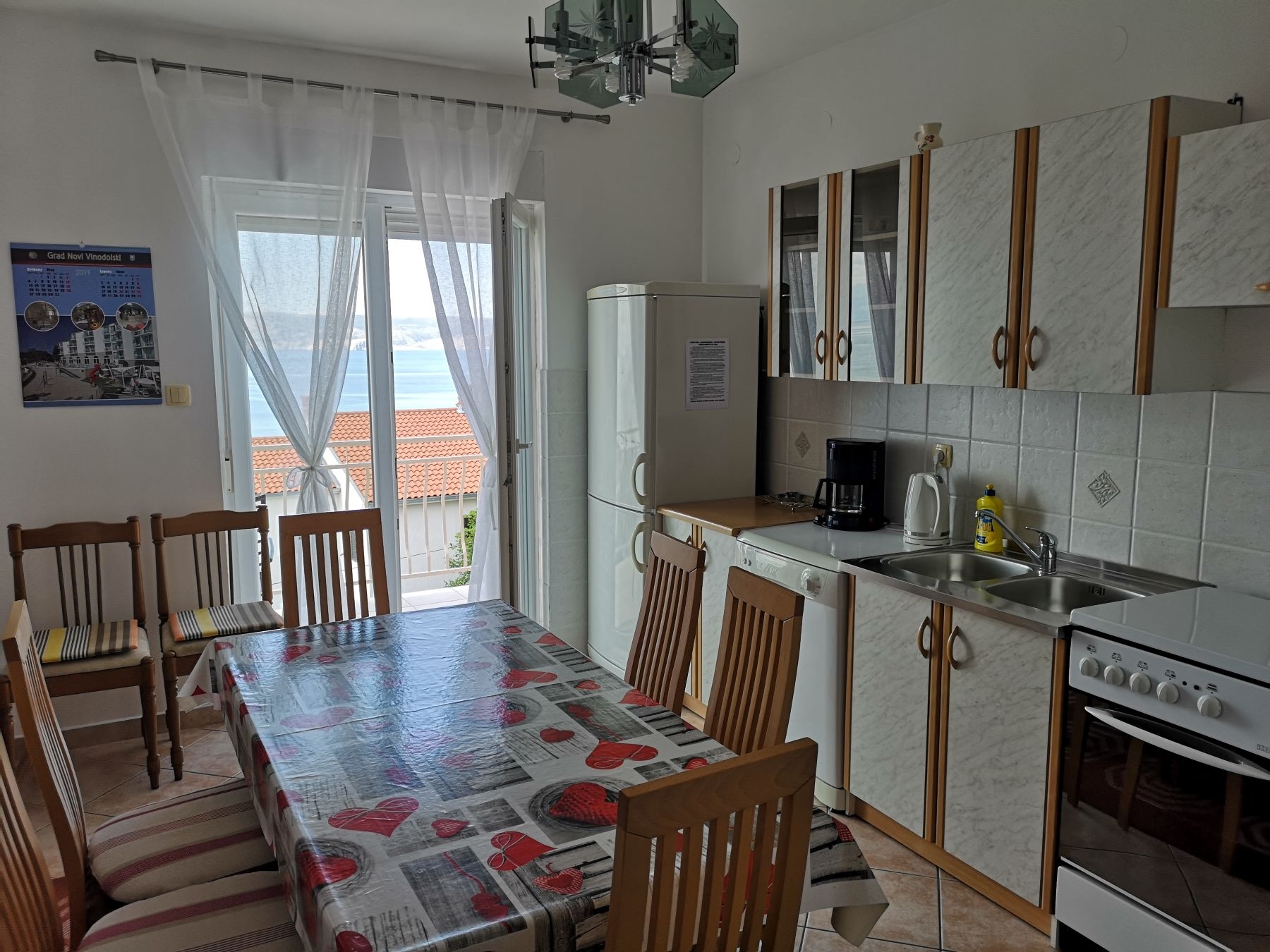 Four bedroom apartment with balcony and sea view Novi Vinodolski  A-c