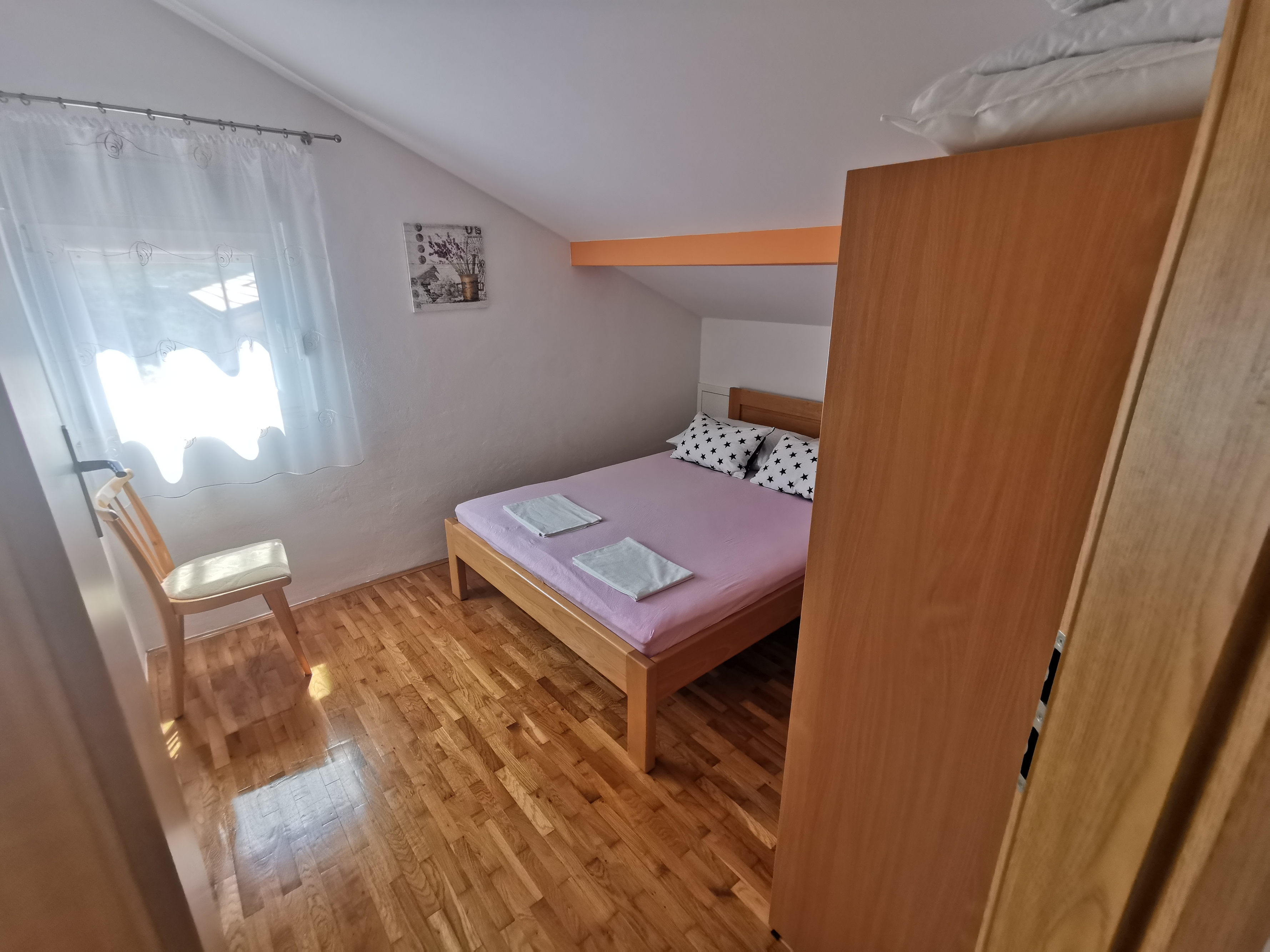 Two bedroom apartment with balcony and sea view Novi Vinodolski  A-d