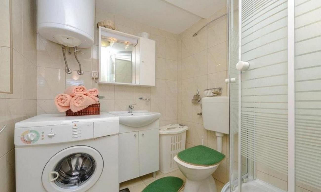 One bedroom apartment with terrace and sea view Cavtat, Dubrovnik  A-a