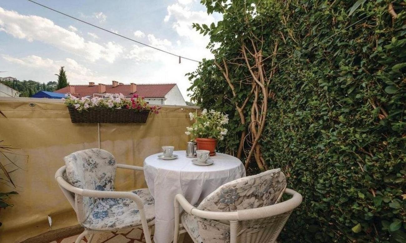 One bedroom apartment with terrace and sea view Cavtat, Dubrovnik (A-18857-a)