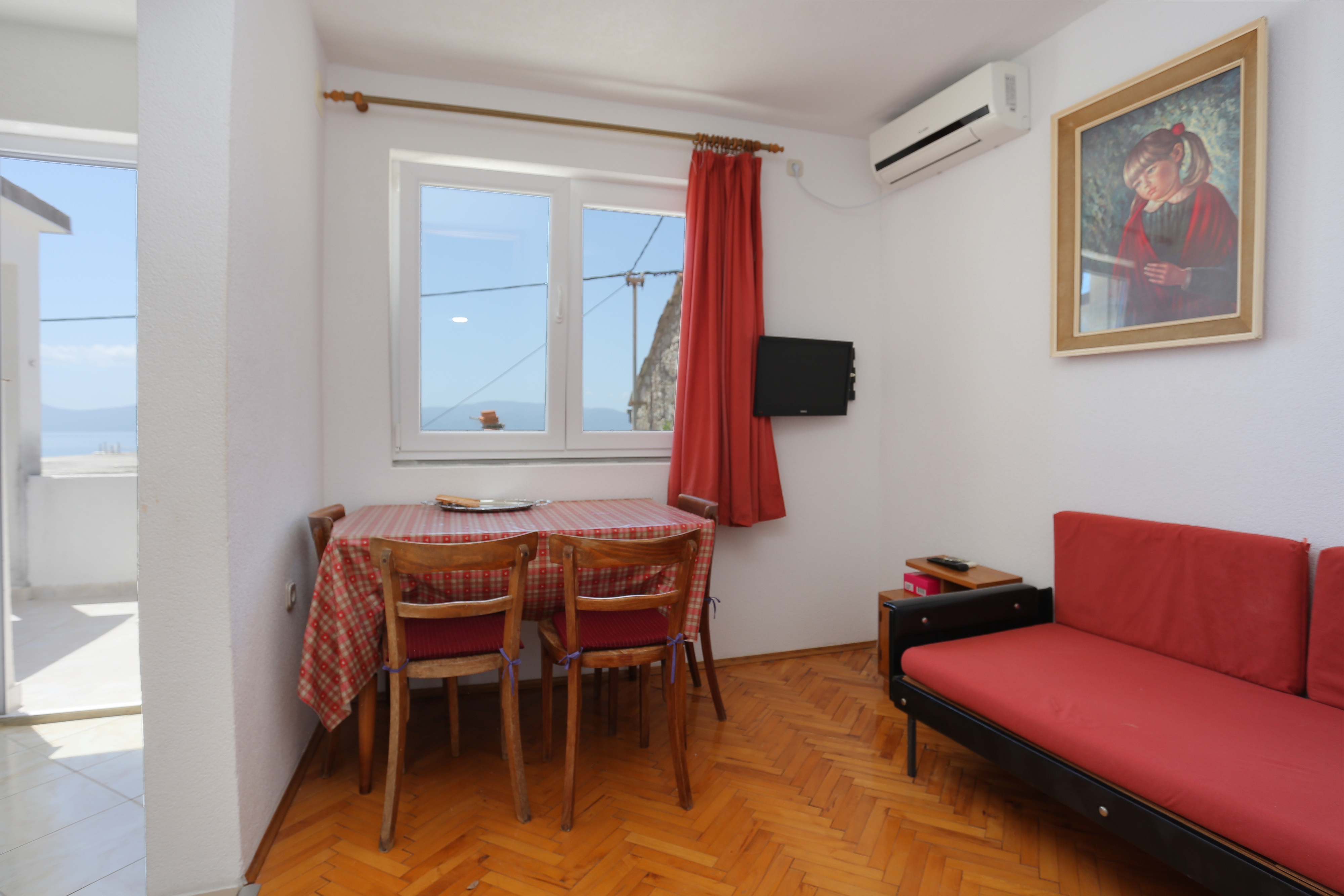Two bedroom apartment near beach Brist, Makarska (A-18859-a)