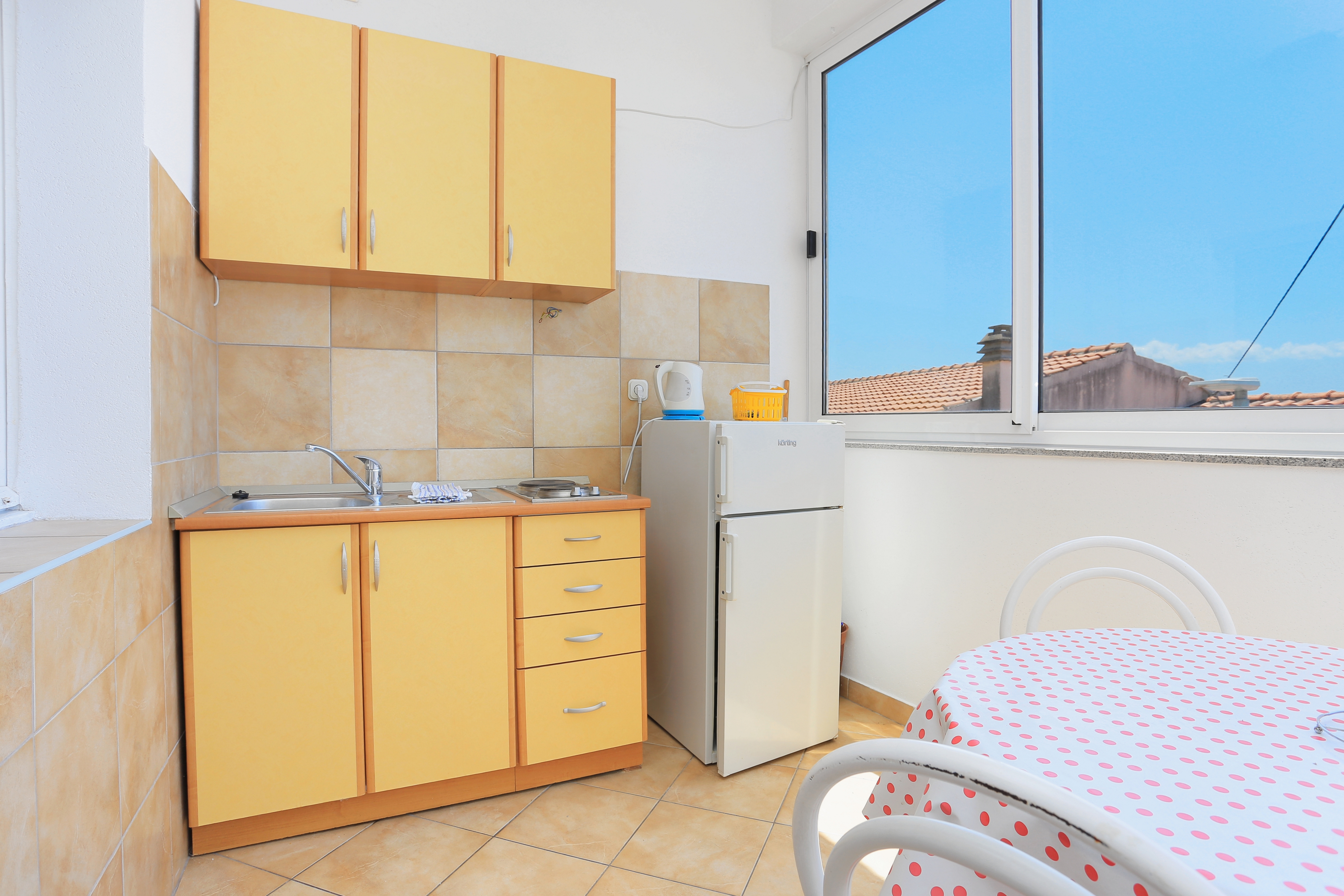 Studio flat near beach Brist, Makarska (AS-18859-b)