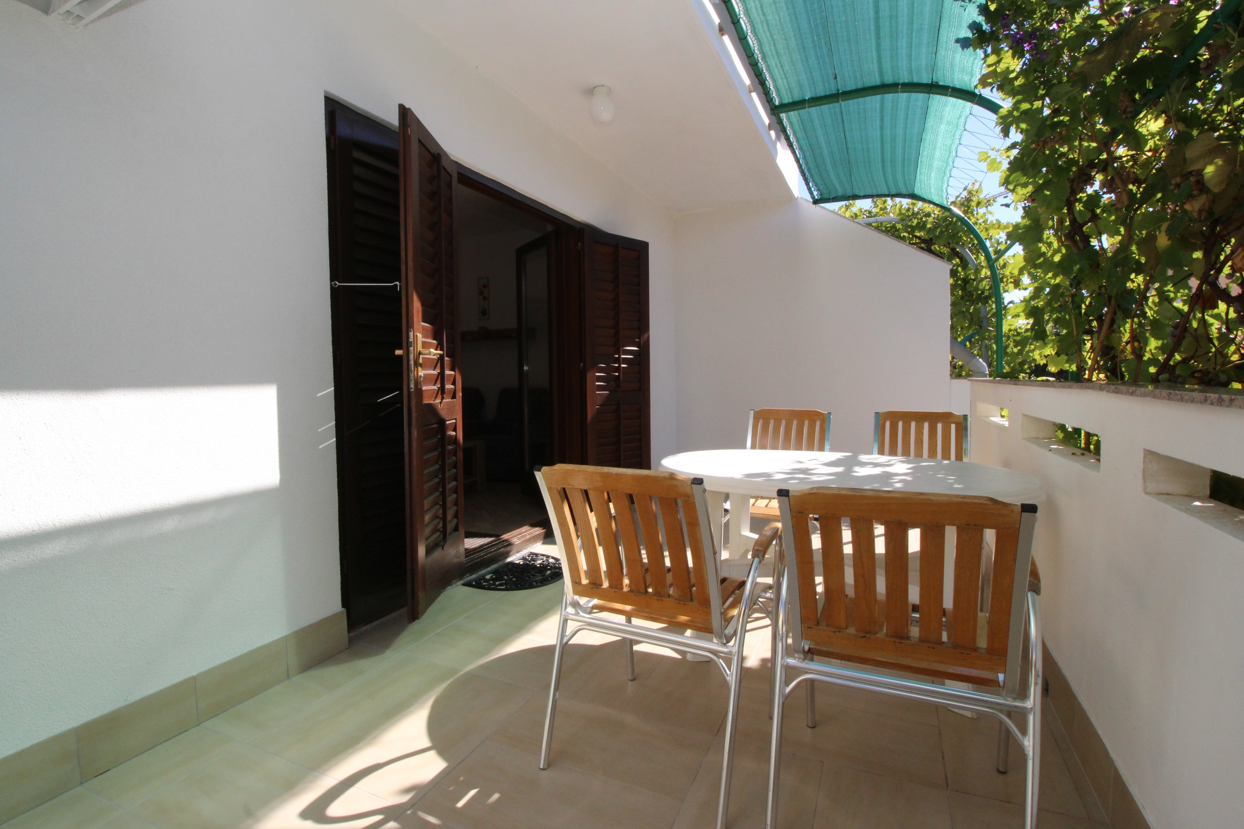 Two bedroom apartment with terrace Baška, Krk  A-a