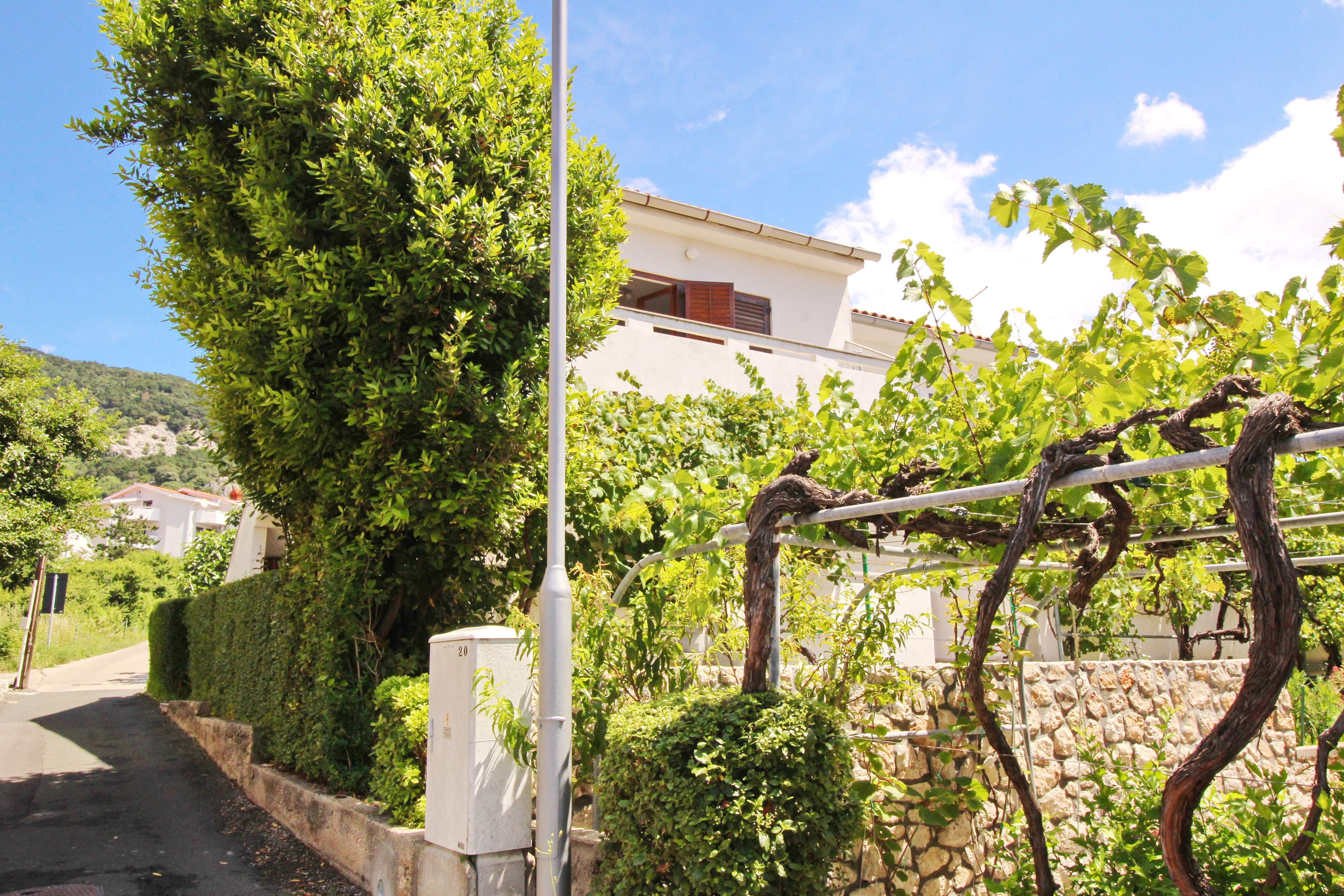 Two bedroom apartment with balcony Baška, Krk (A-18861-b) Two bedroom apartment with balcony Baška, Krk (A-18861-b)