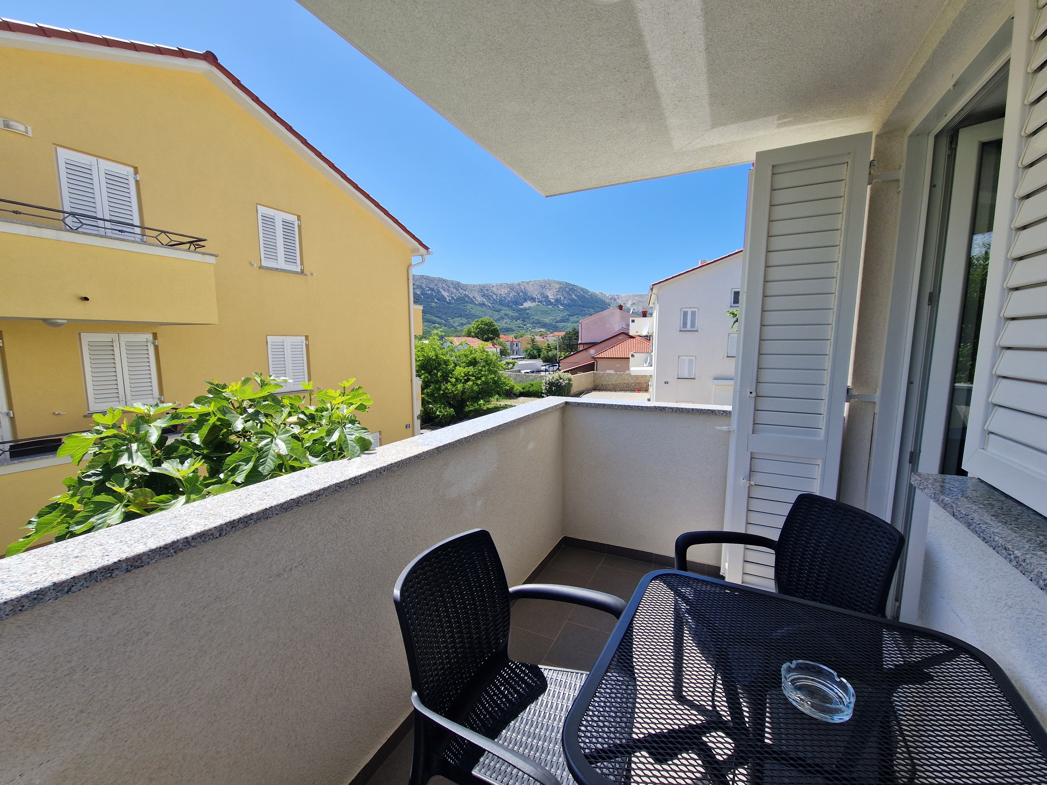 One bedroom apartment with balcony Baška, Krk  A-a