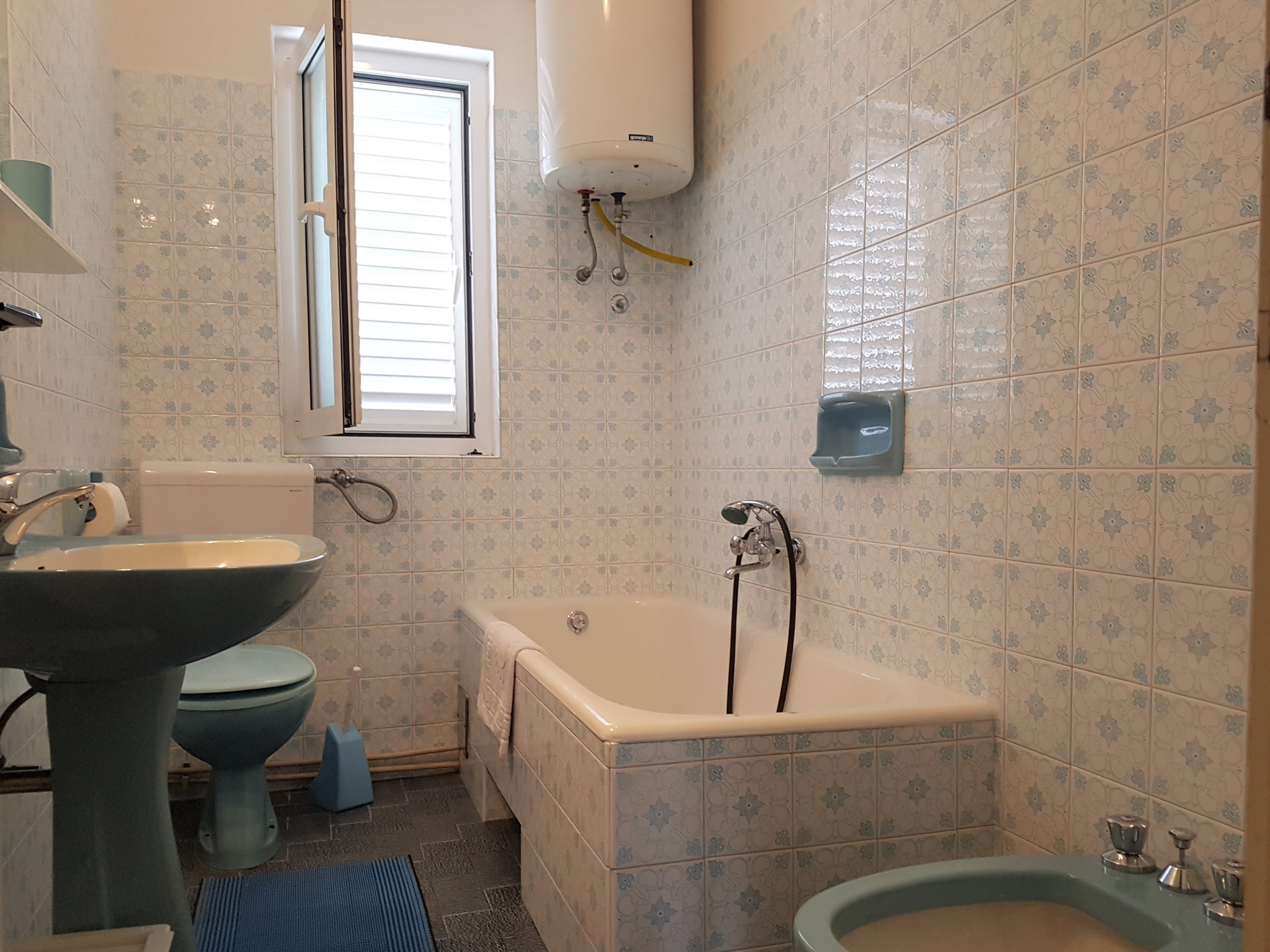 Two bedroom apartment with terrace Baška, Krk  A-b