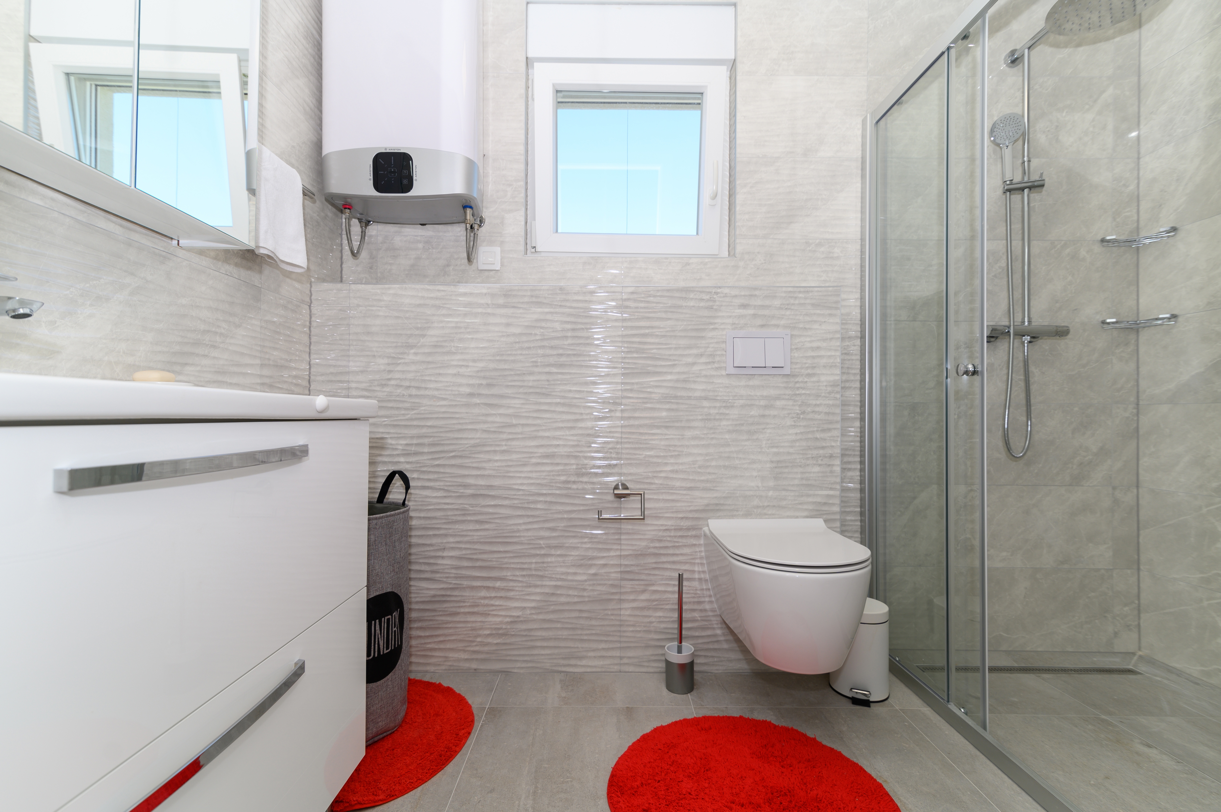 Two bedroom apartment with terrace and sea view Trogir  A-a