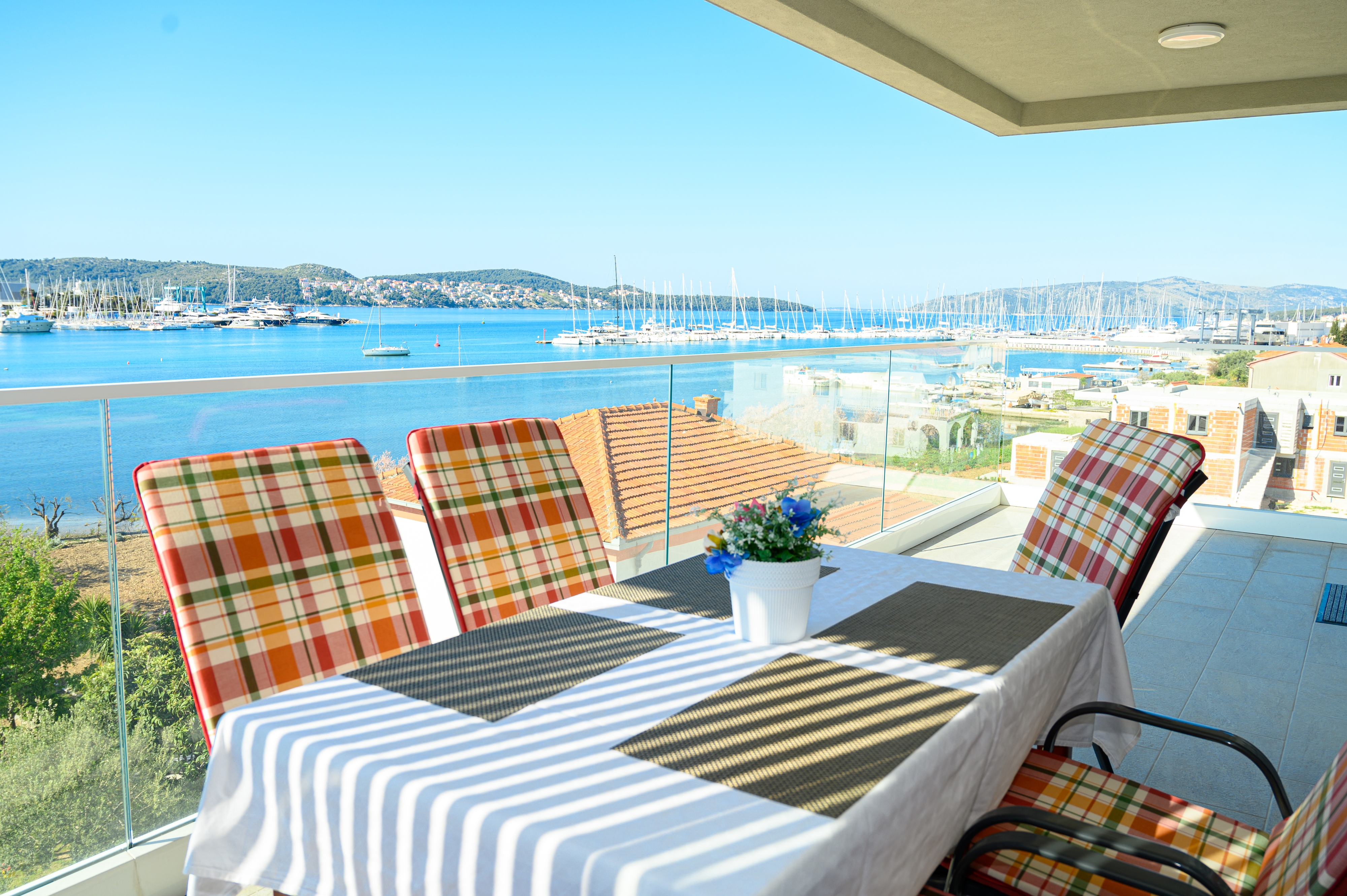Two bedroom apartment with terrace and sea view Trogir  A-a