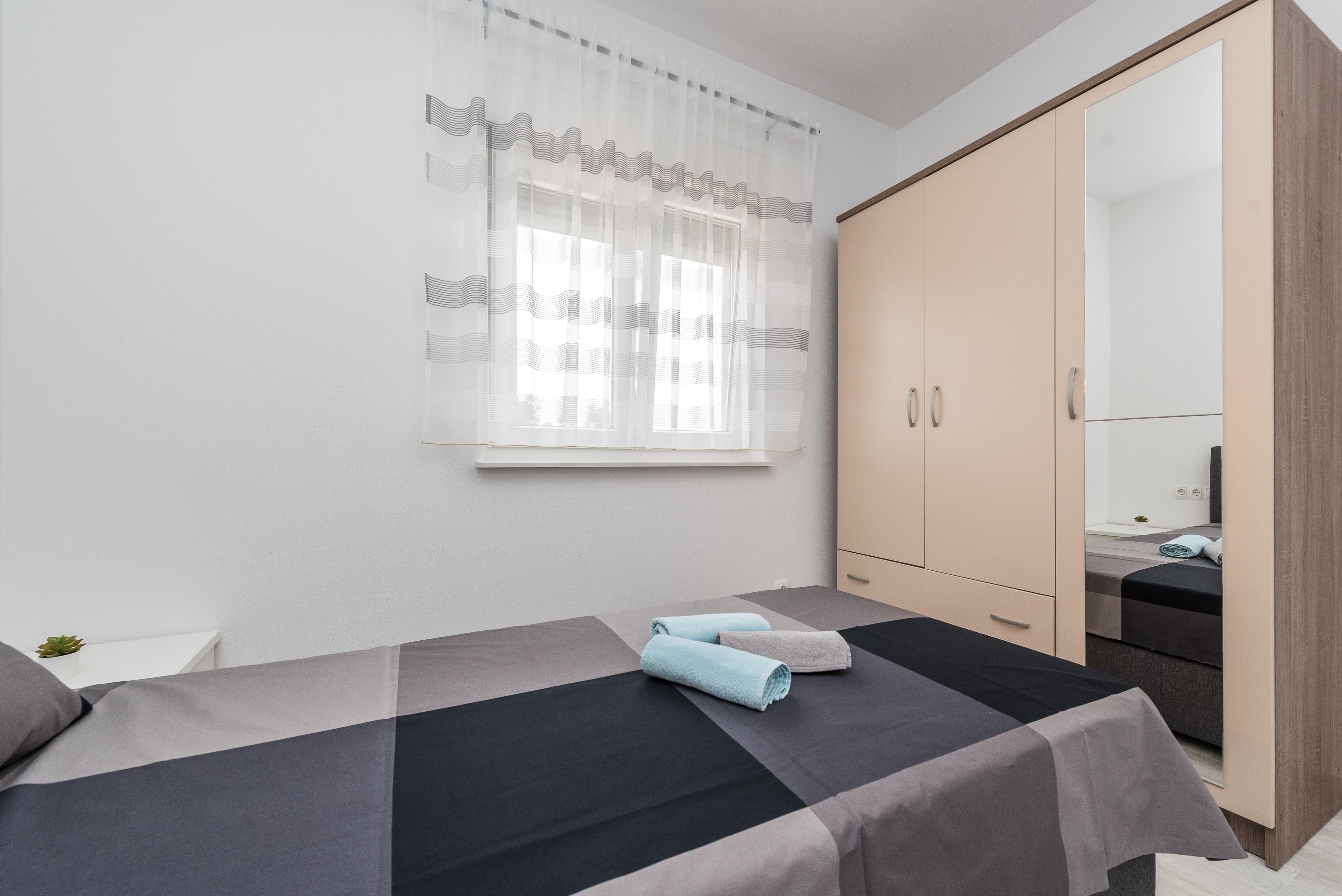 Two bedroom apartment with terrace Vir  A-b