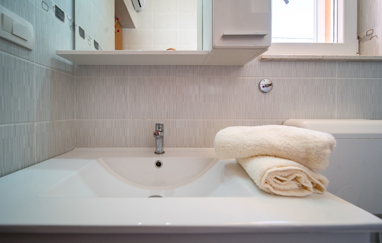 One bedroom house with terrace Mundanije, Rab  K