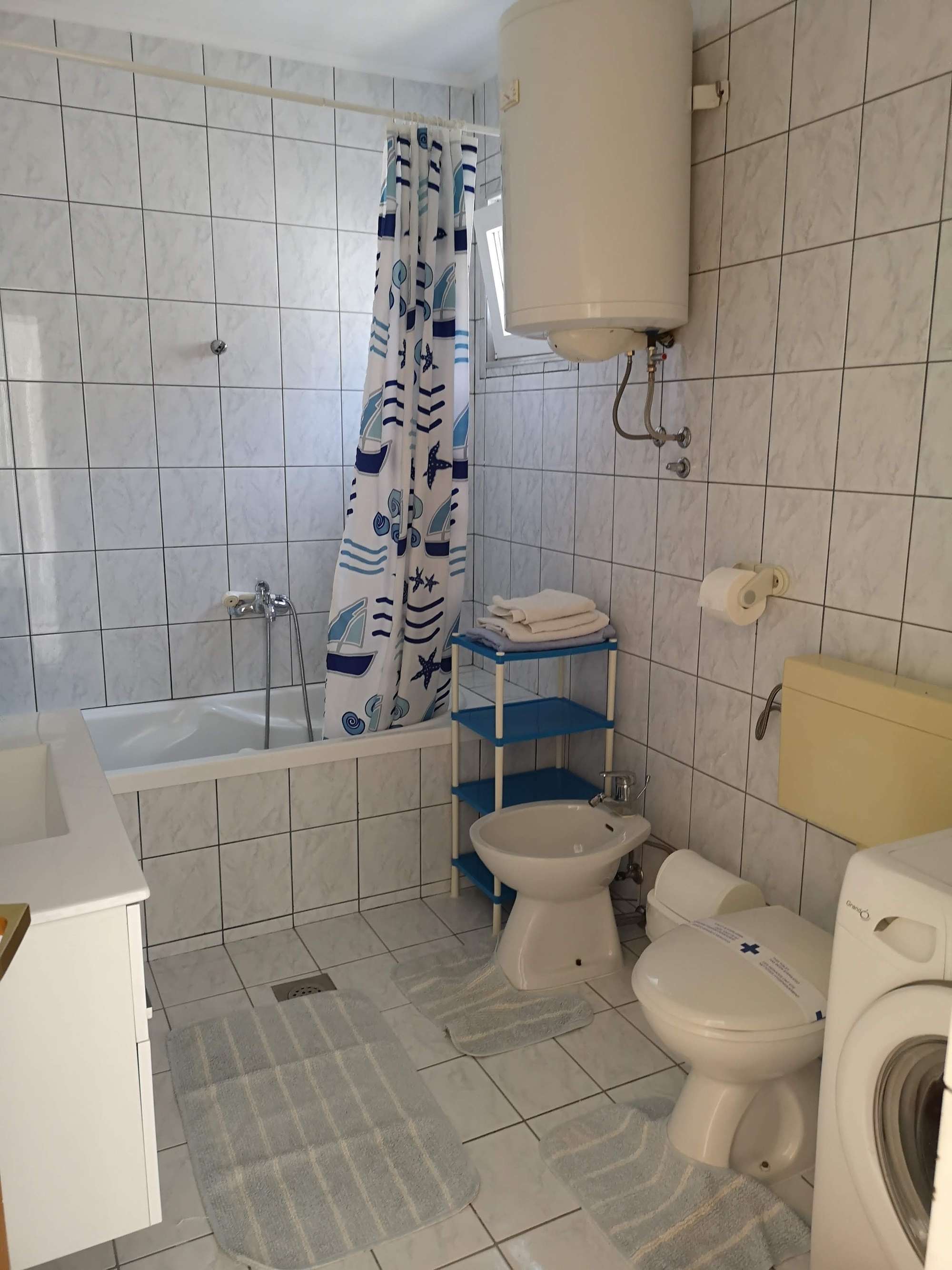 Three bedroom apartment with balcony Lopar, Rab  A-a