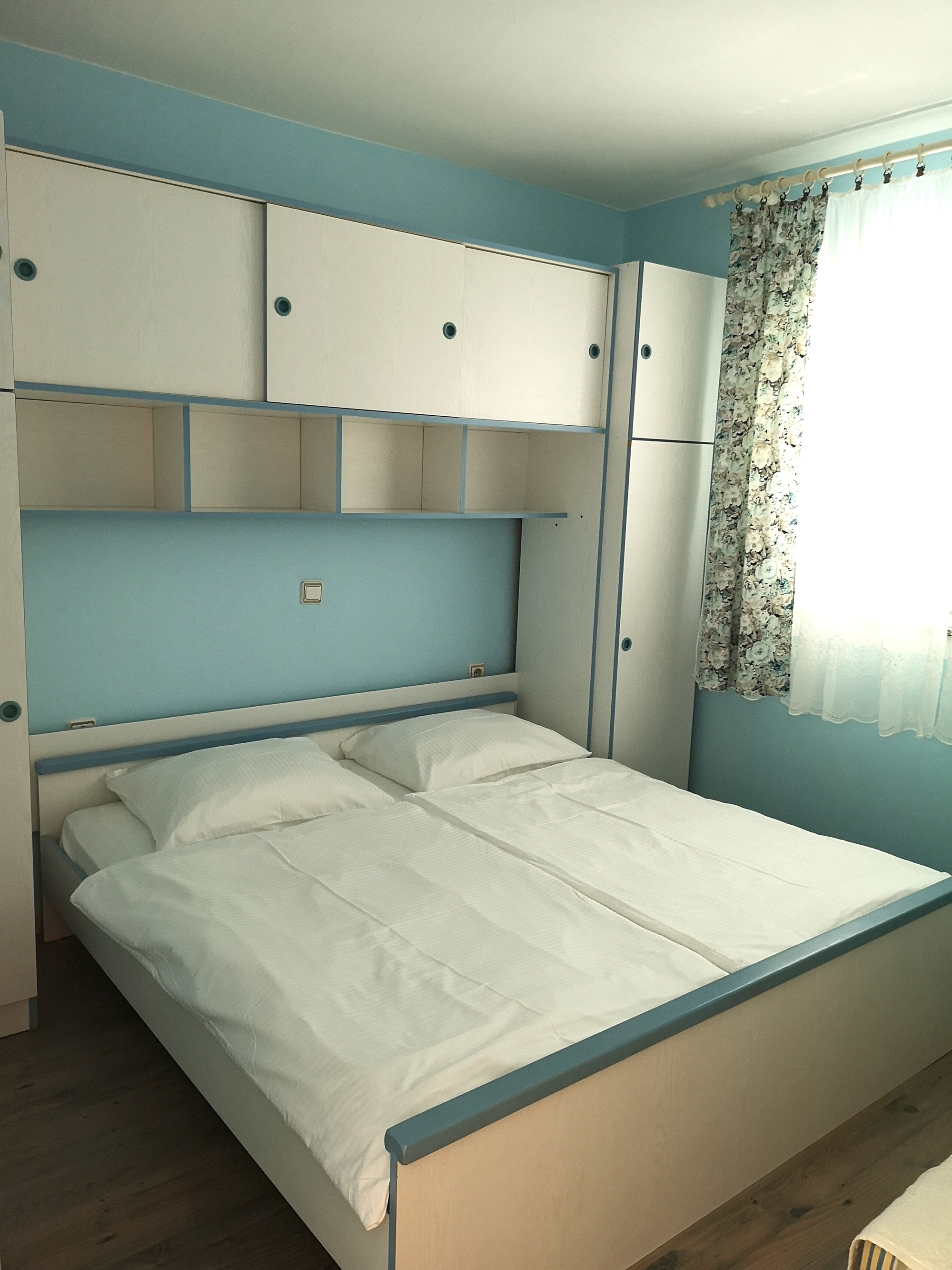 Top Rab Lopar Top Rab Lopar