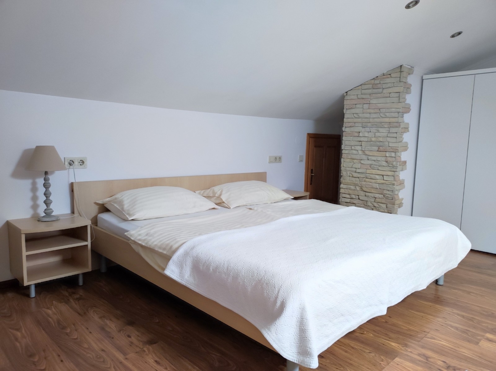 Top Rab Lopar Top Rab Lopar