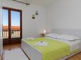 Спальня 1 Duće, Спальня 1 в размещении типа apartment, WiFi.