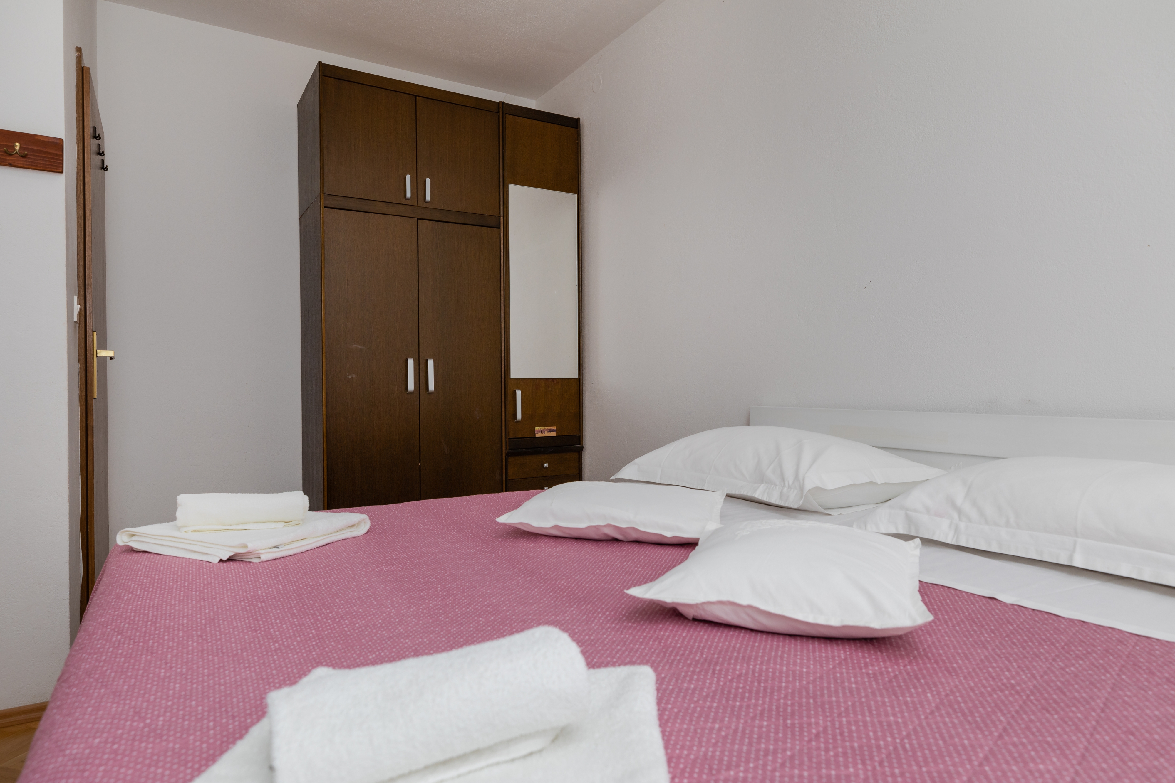 Two bedroom apartment with terrace and sea view Duće, Omiš  A-a