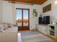 Гостиная Duće, Гостиная в размещении типа apartment, WiFi.