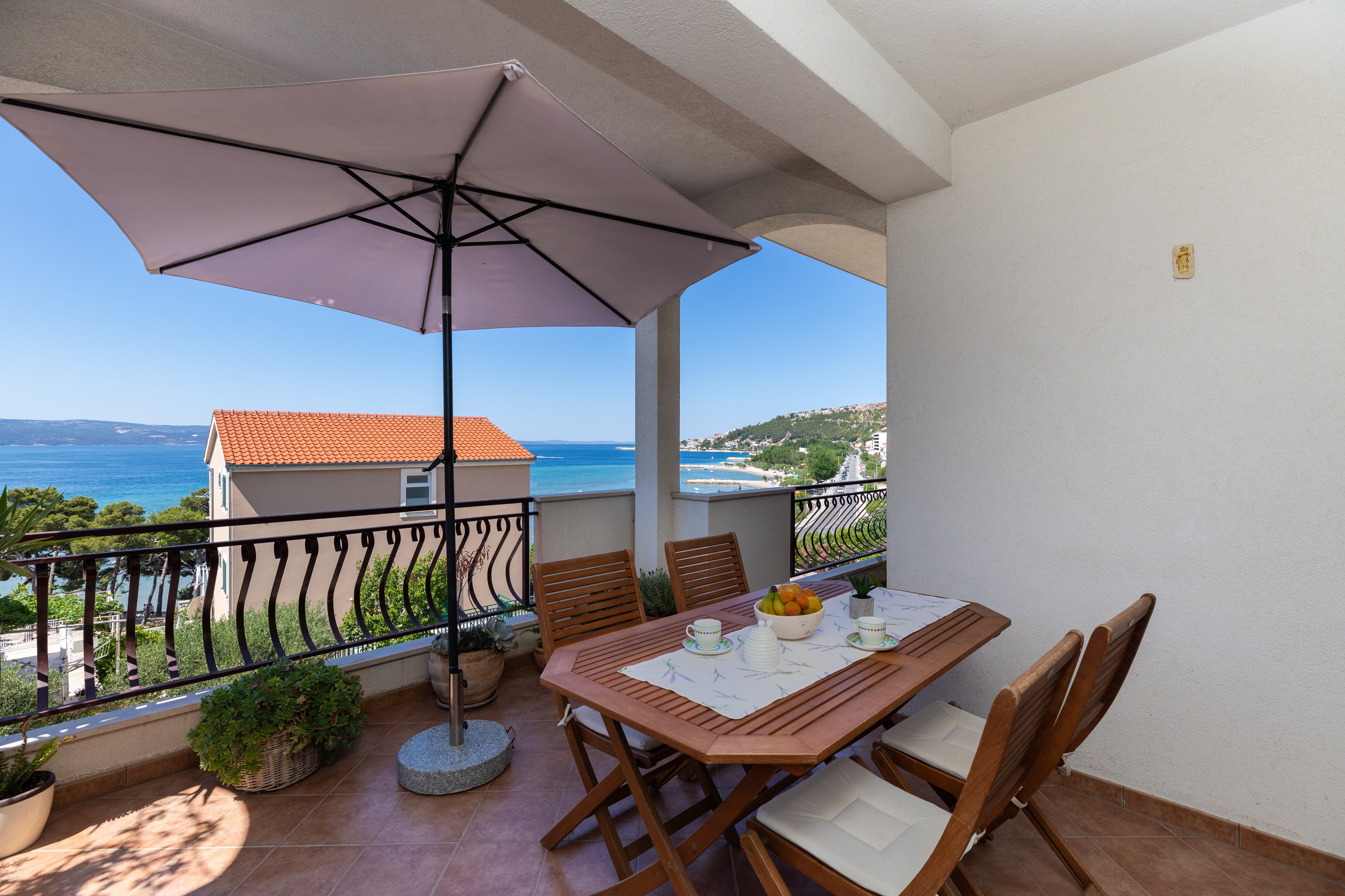 Two bedroom apartment with terrace and sea view Duće, Omiš  A-a