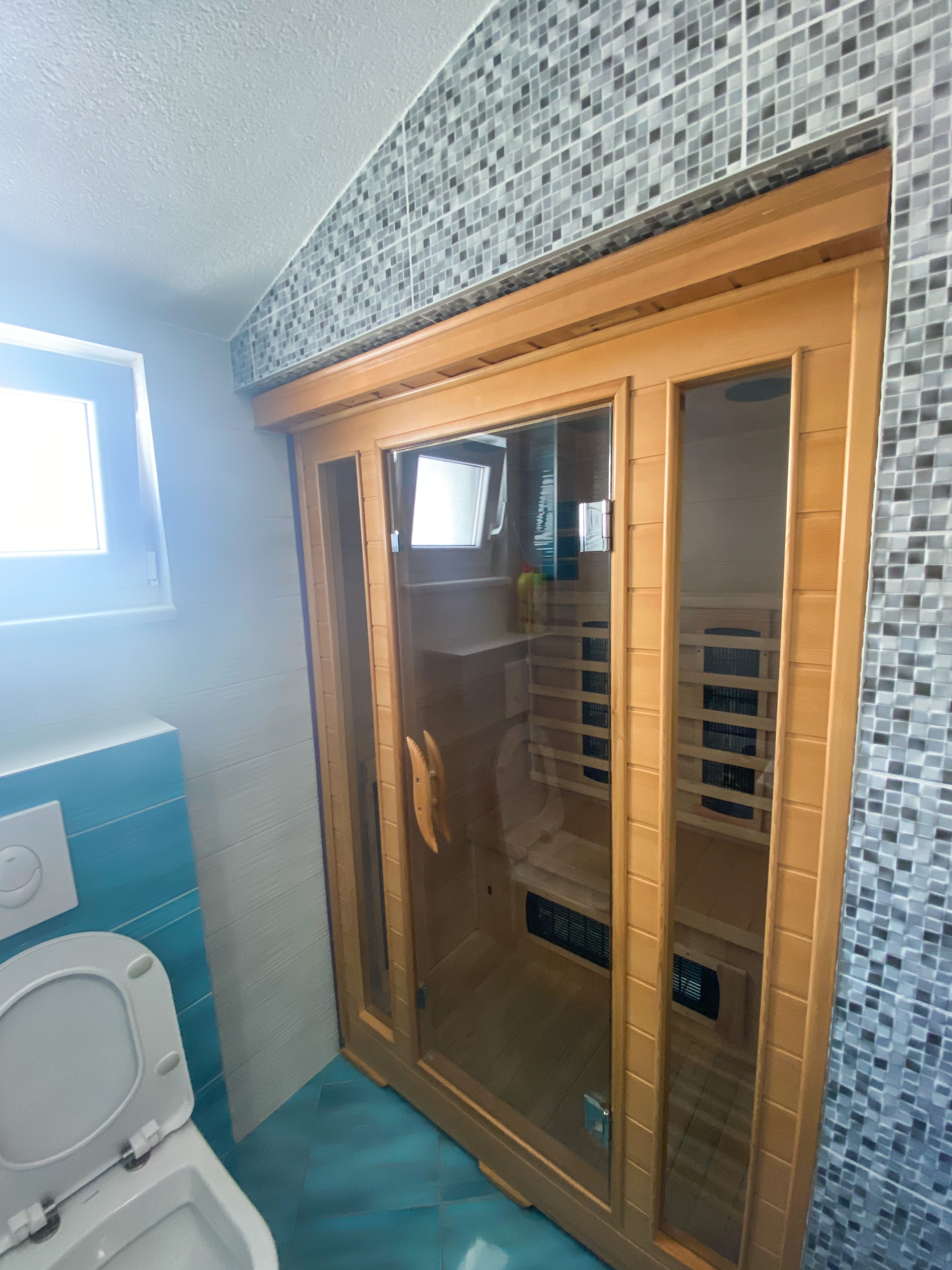 Three bedroom apartment with terrace and sea view Makarska  A-a
