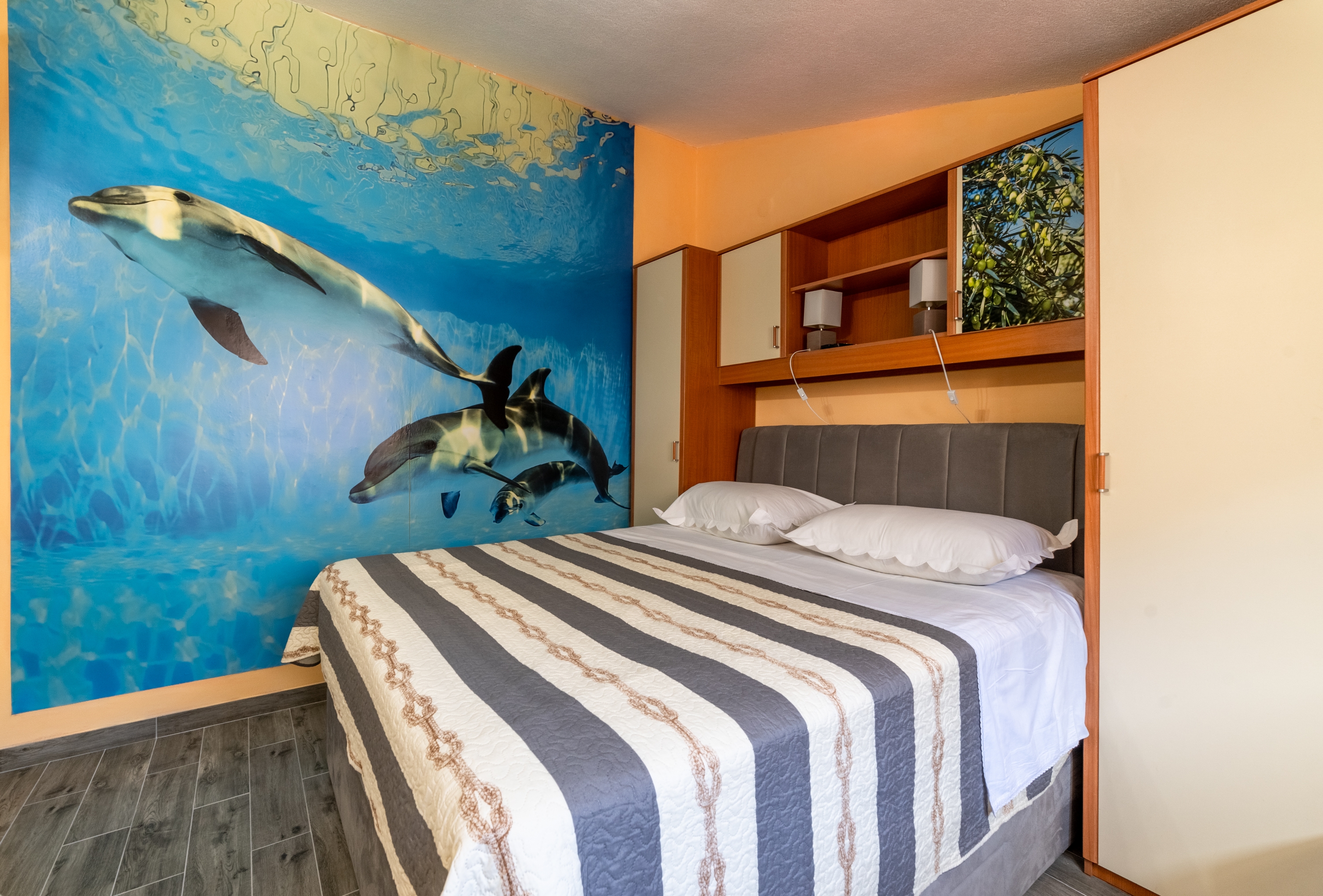 Three bedroom apartment with terrace and sea view Makarska  A-a