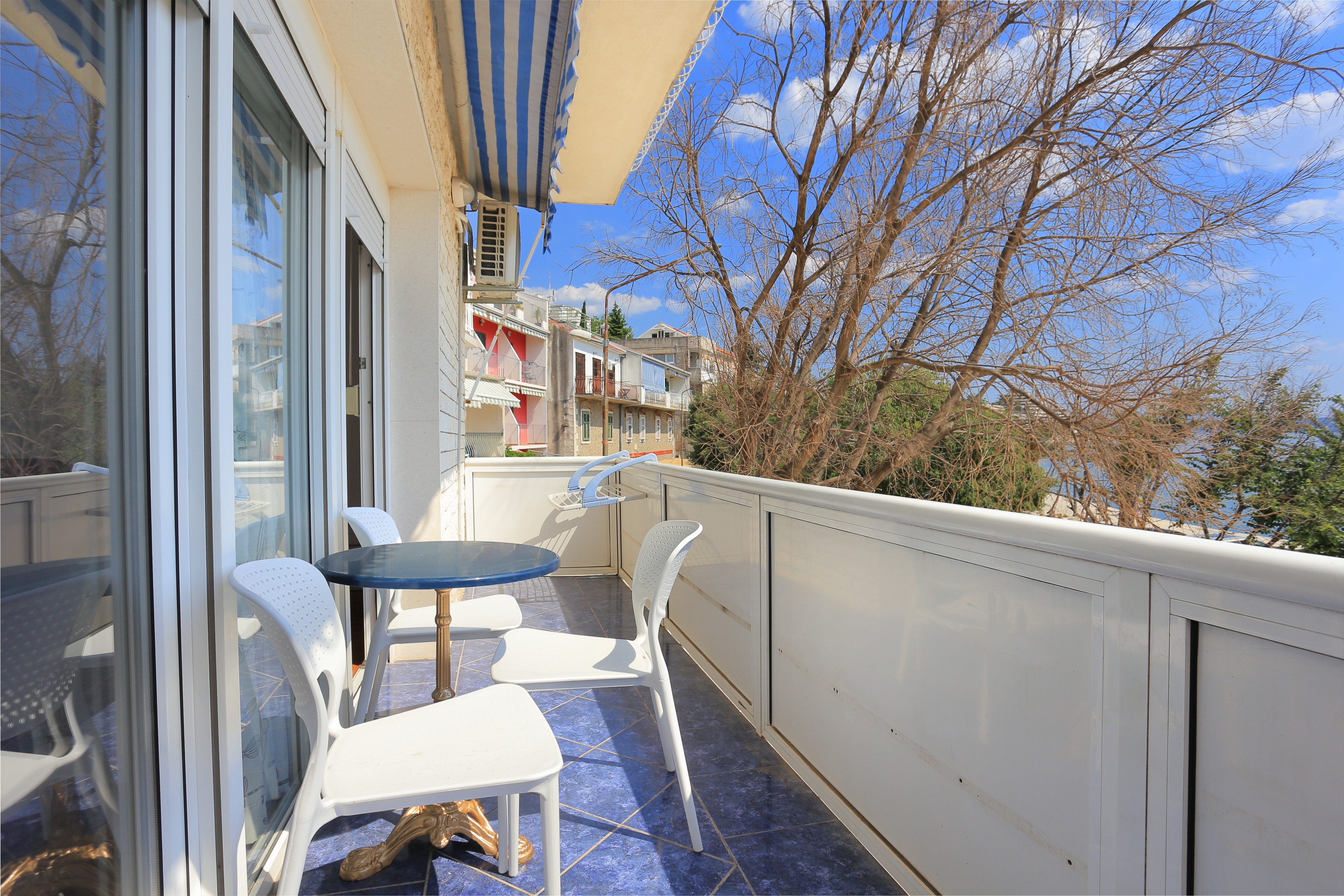 One bedroom apartment with balcony and sea view Podgora, Makarska  A-a
