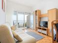 Living room Podgora, Living room in the apartment, (pet friendly) and WiFi.