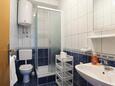 Ванная комната Podgora, Ванная комната в размещении типа apartment, Домашние животные допускаются и WiFi.