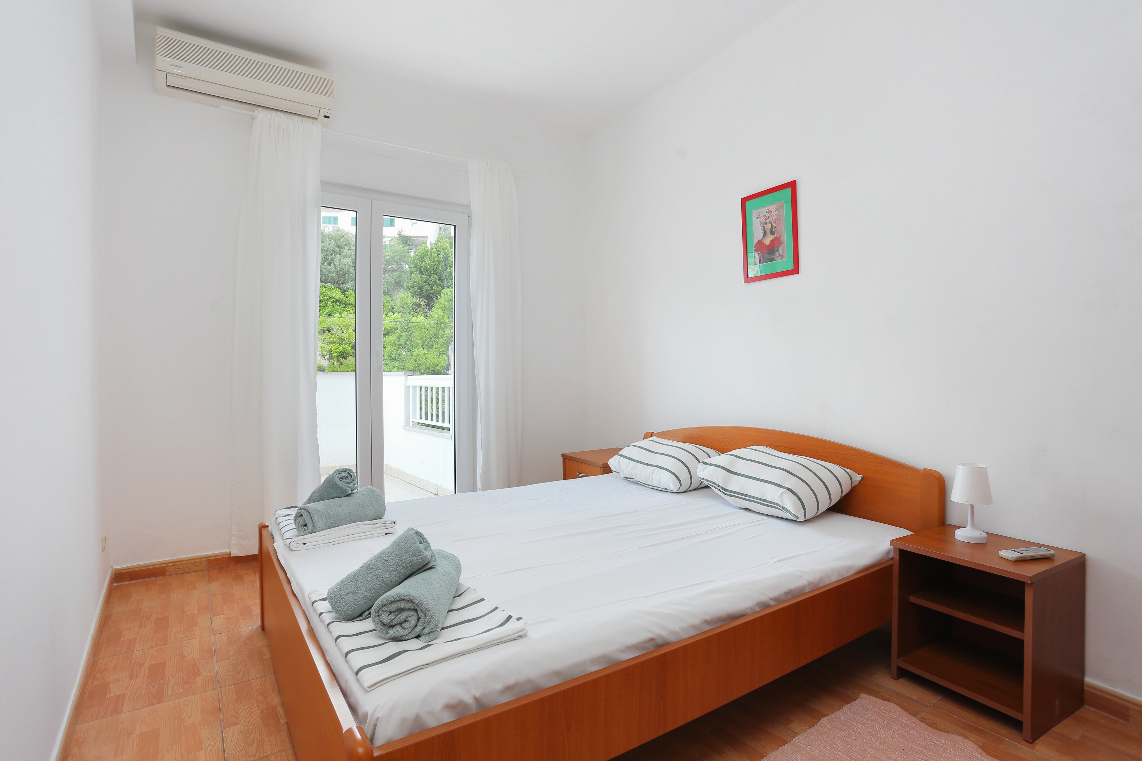 One bedroom apartment with terrace Podgora, Makarska (A-18918-d)