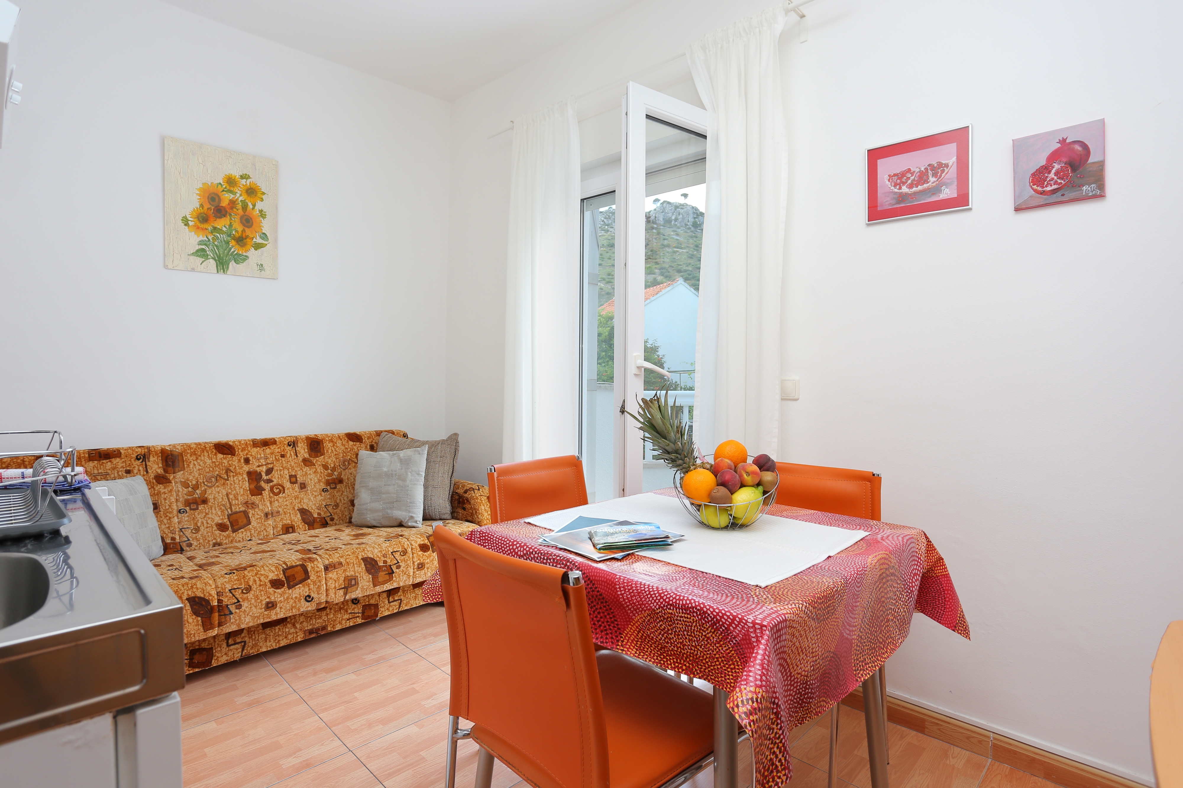 One bedroom apartment with terrace Podgora, Makarska (A-18918-d)