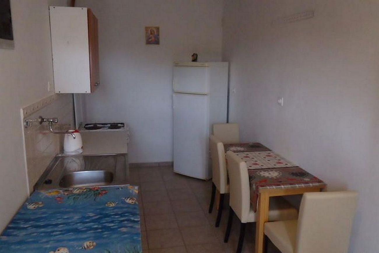 One bedroom apartment near beach Vidalići, Pag (A-18936-a)