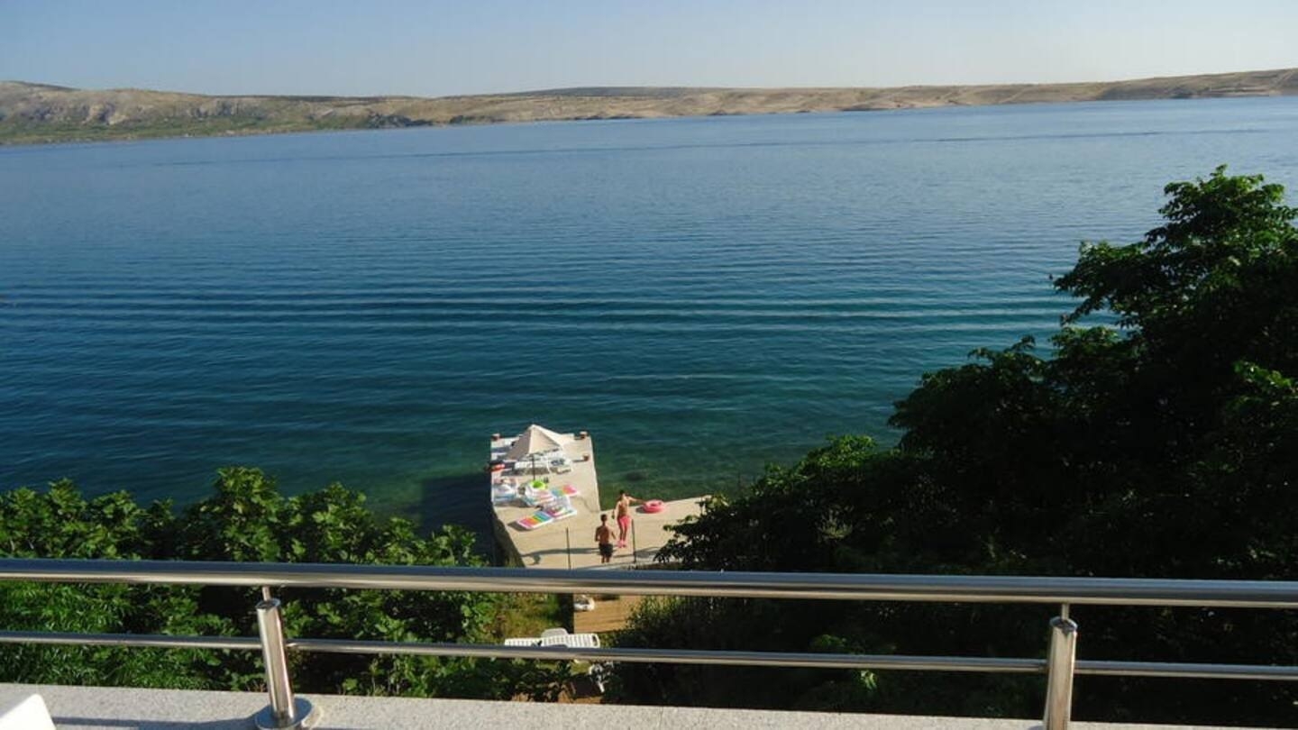 One bedroom apartment near beach Vidalići, Pag  A-d
