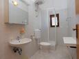 Koupelna Bušinci, Koupelna v ubytování typu studio-apartment, WiFi.
