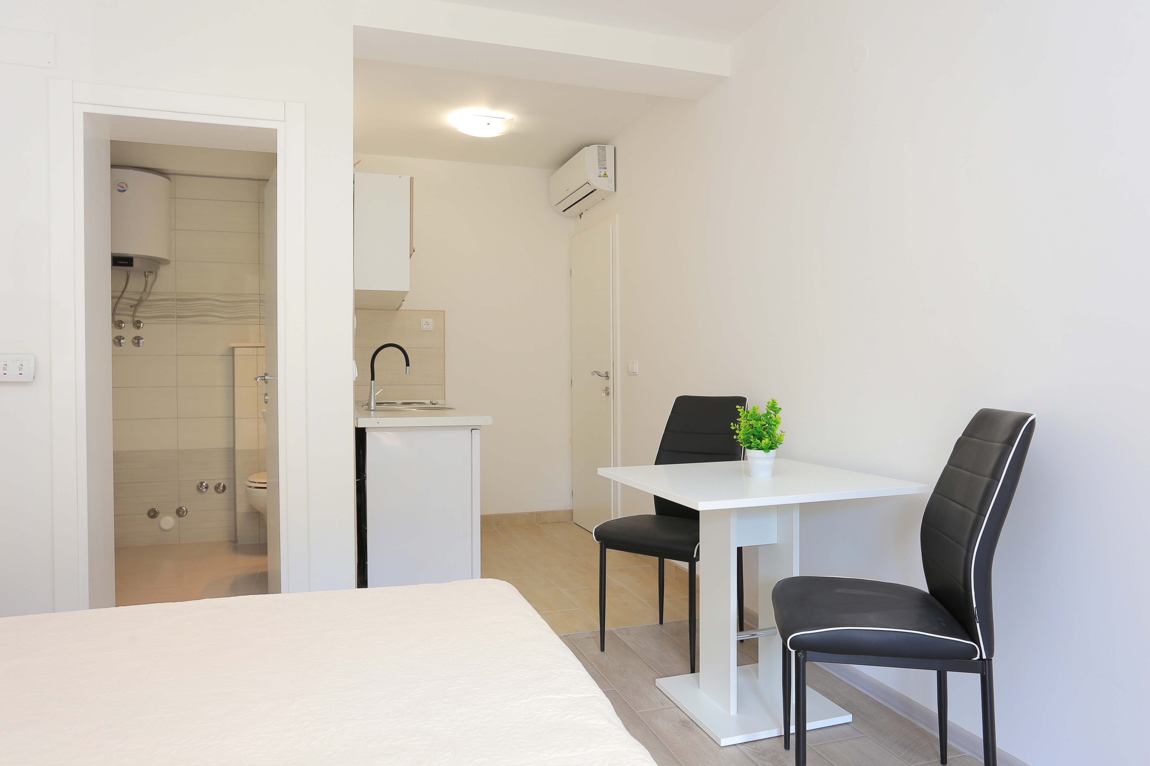 Studio flat with terrace and sea view Mastrinka, Čiovo (AS-18954-b) Studio flat with terrace and sea view Mastrinka, Čiovo (AS-18954-b)