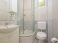Koupelna 2 Makarska, Koupelna 2 v ubytování typu apartment, WiFi.