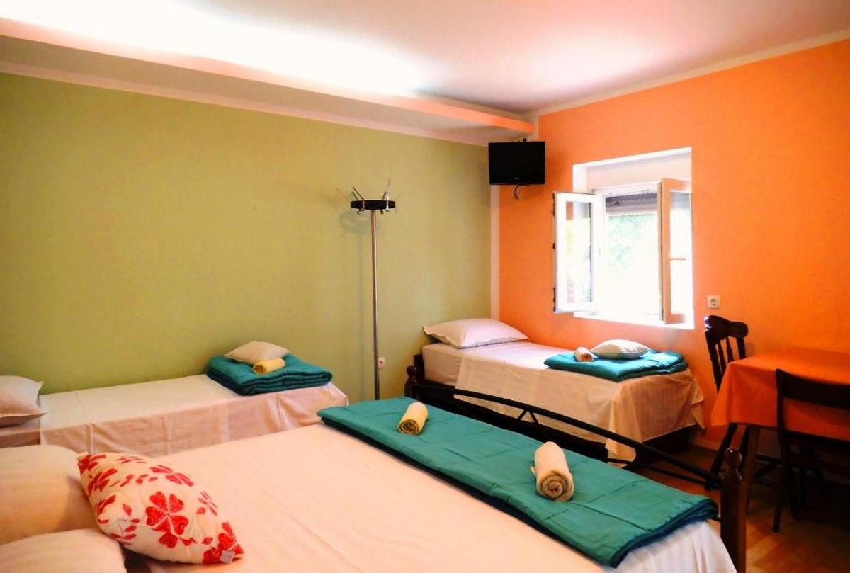 Studio flat with terrace Lozovac, Krka  AS-b