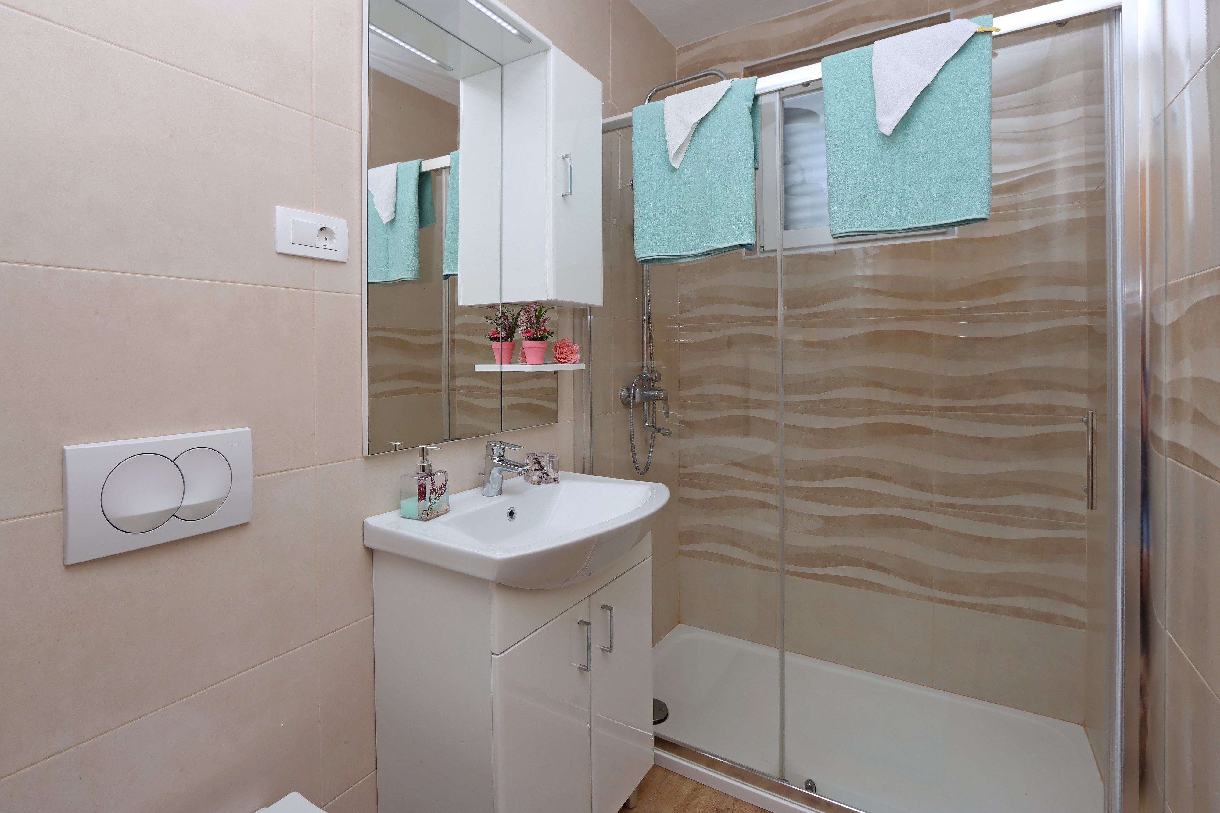 Four bedroom apartment with terrace and sea view Pinezići, Krk  A-a