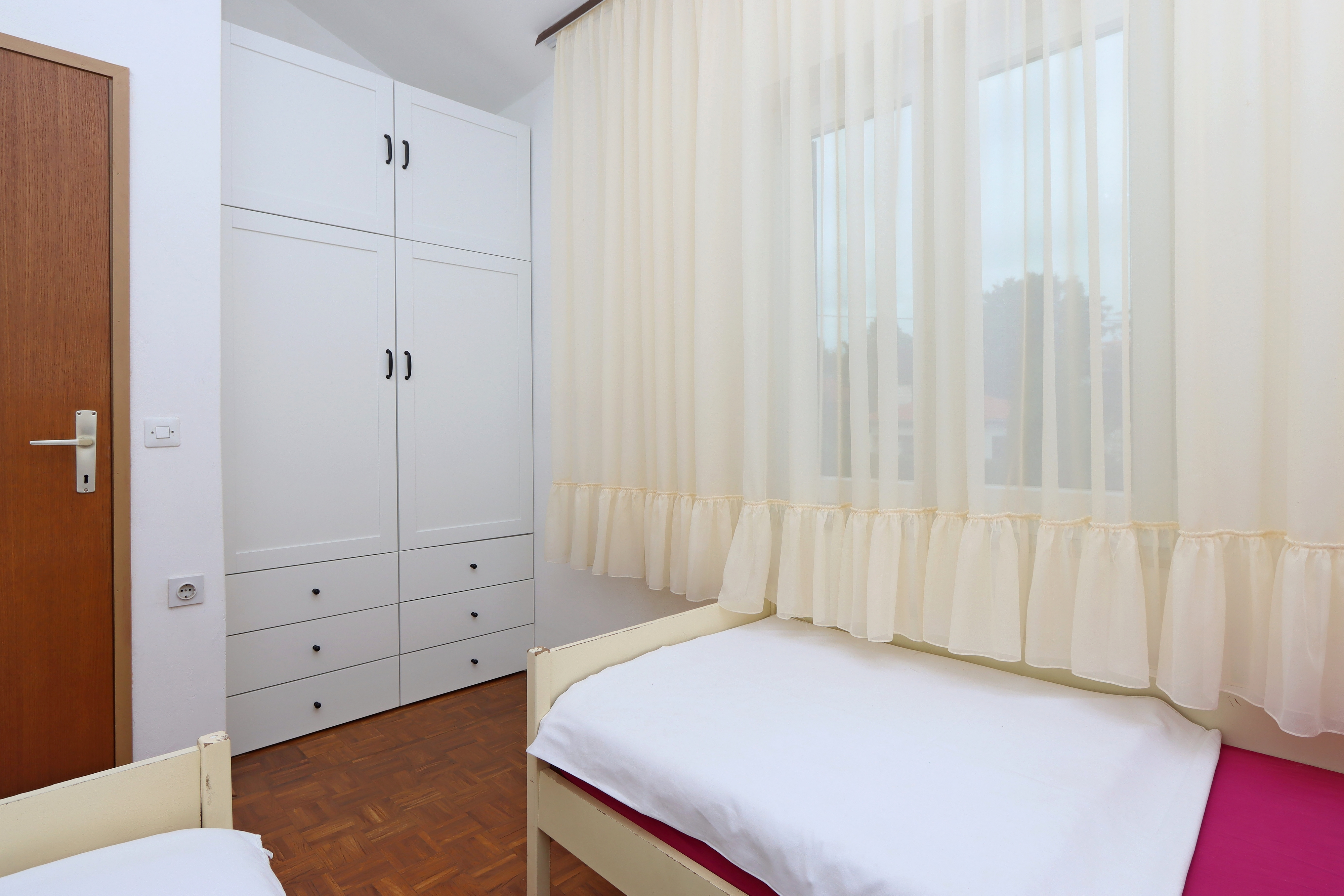 Four bedroom apartment with terrace and sea view Pinezići, Krk  A-a