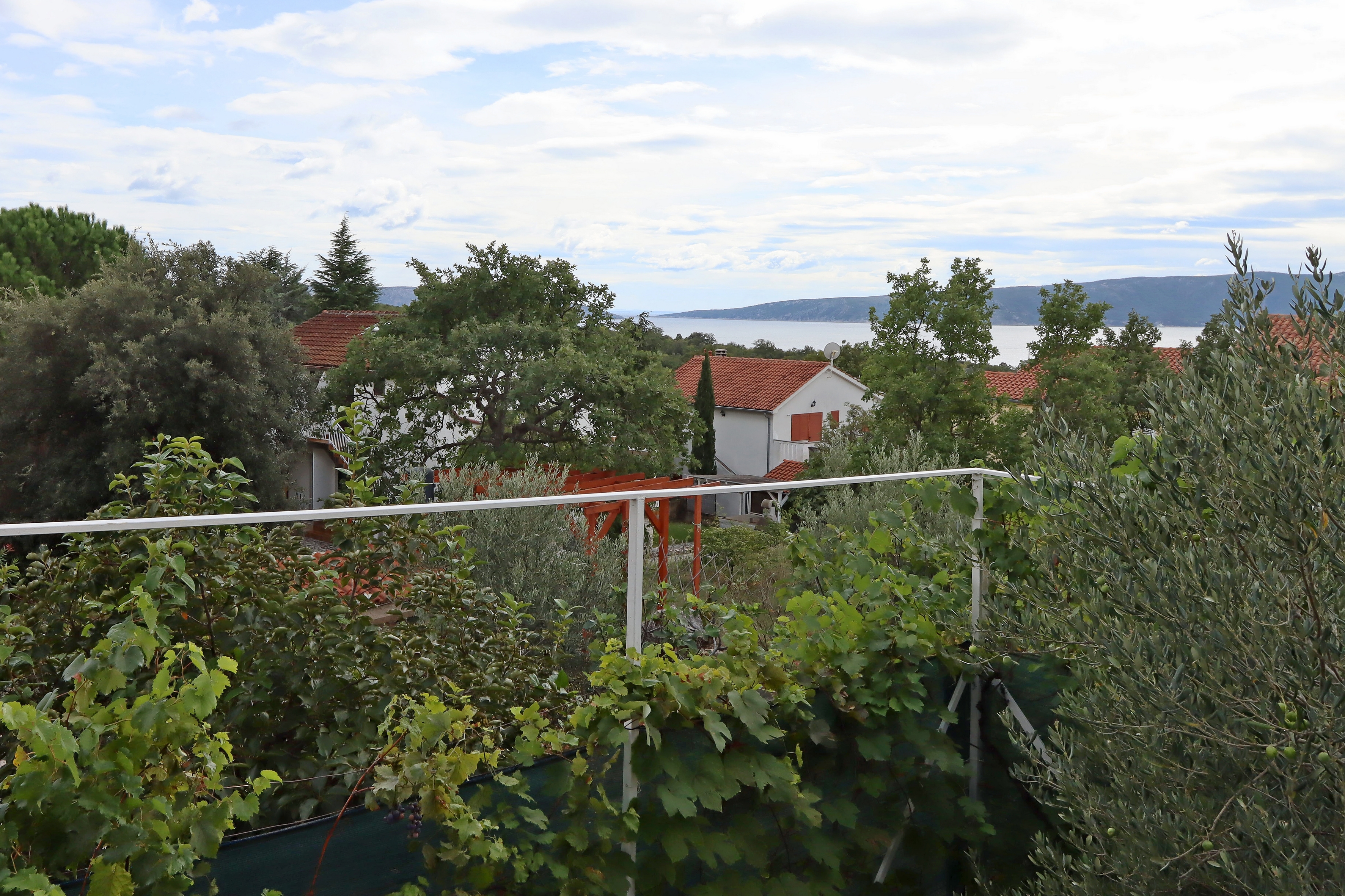Four bedroom apartment with terrace and sea view Pinezići, Krk  A-a